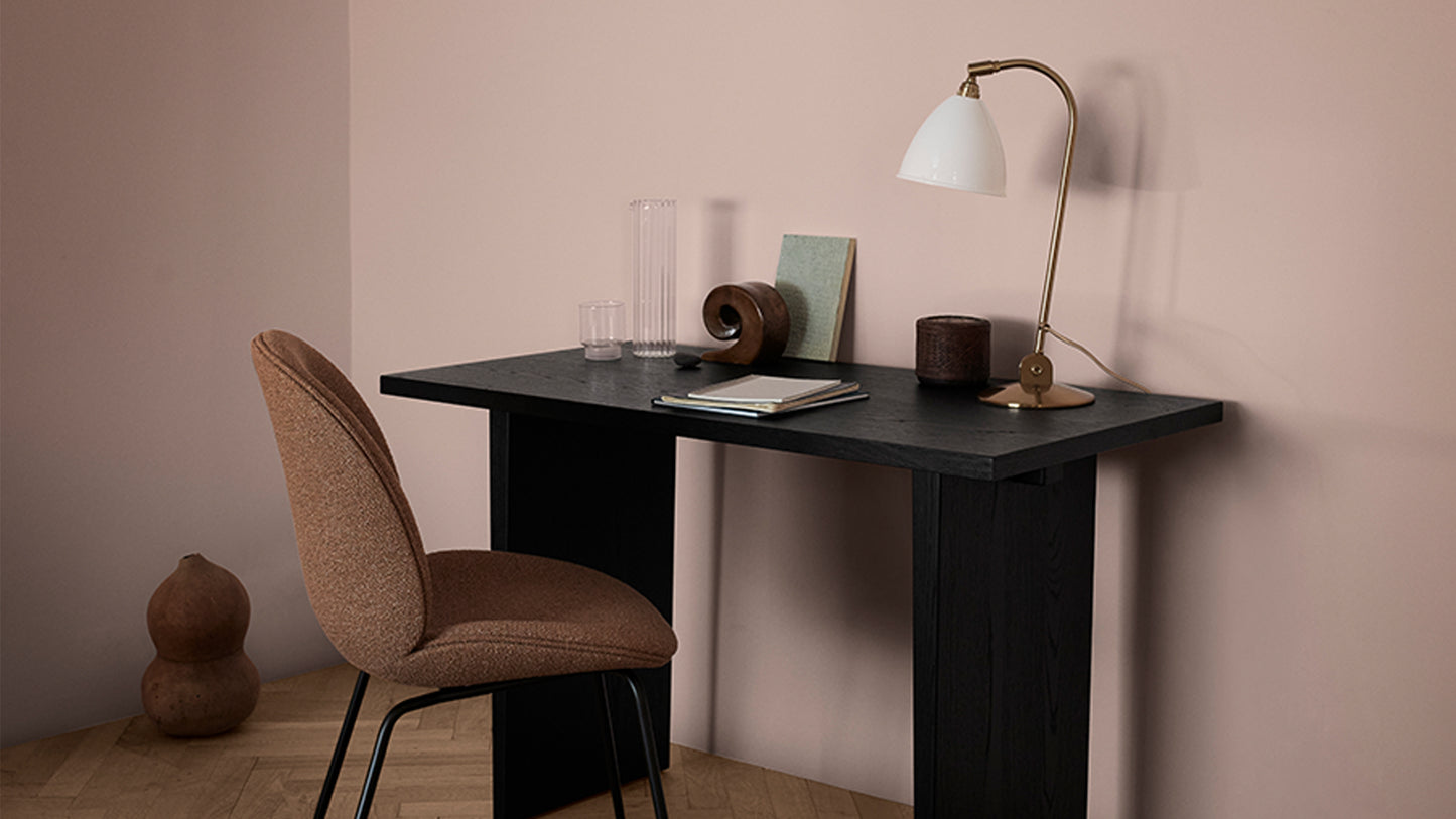 Private Desk