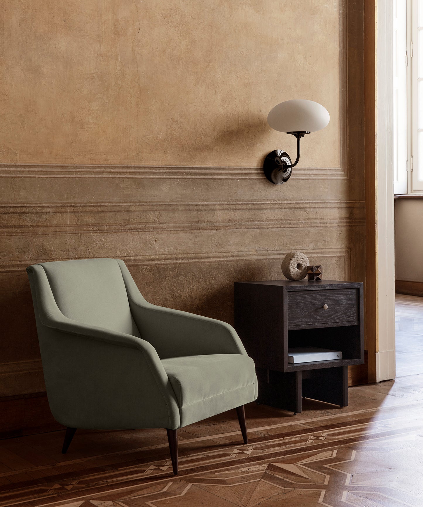 Private Side Table
