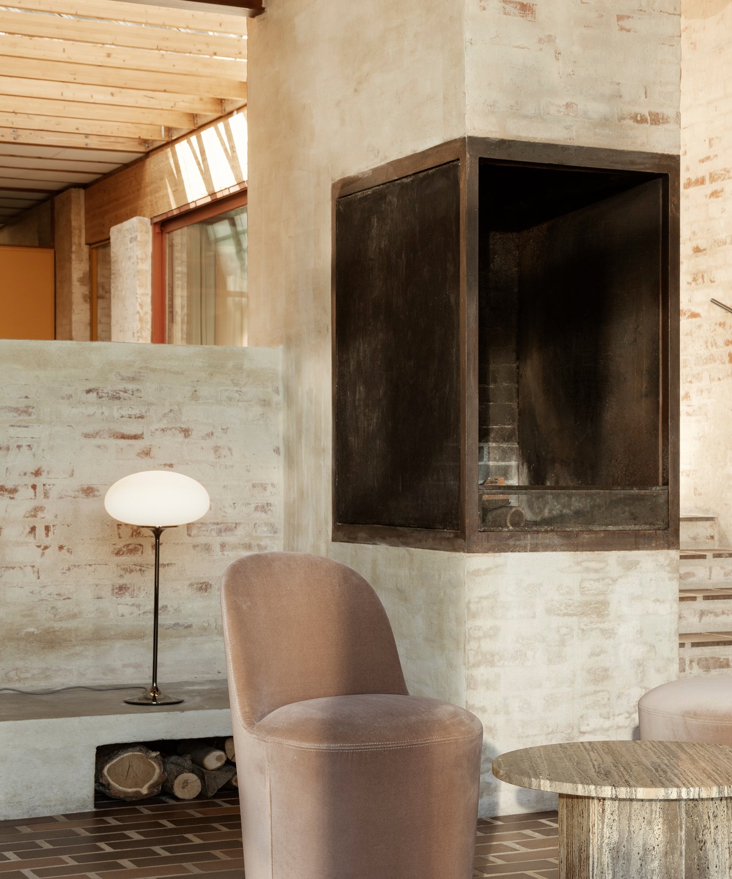 Stemlite Floor Lamp