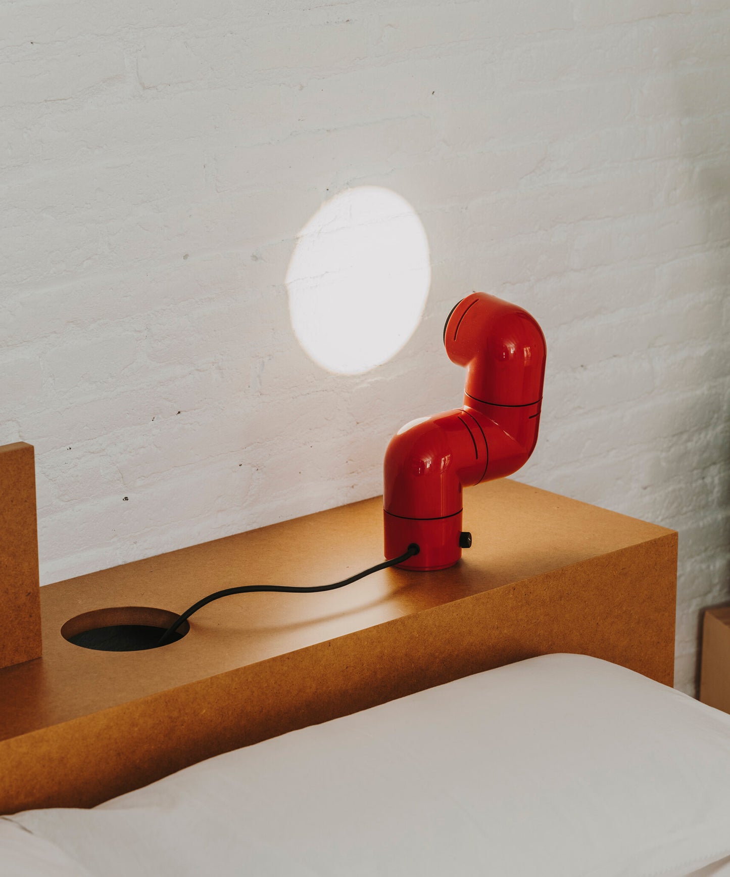 Tatu Table Lamp