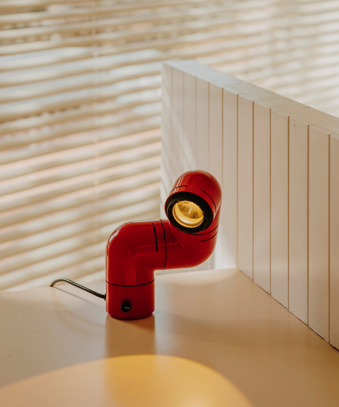 Tatu Table Lamp