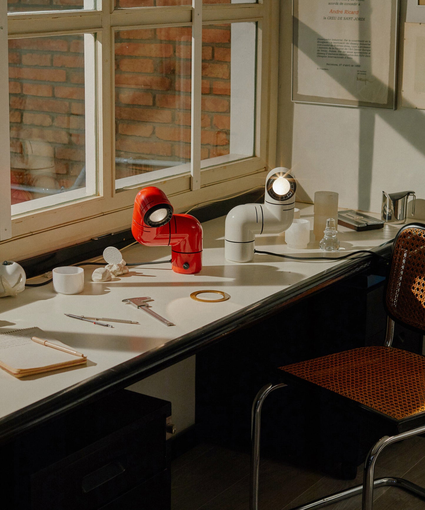 Tatu Table Lamp