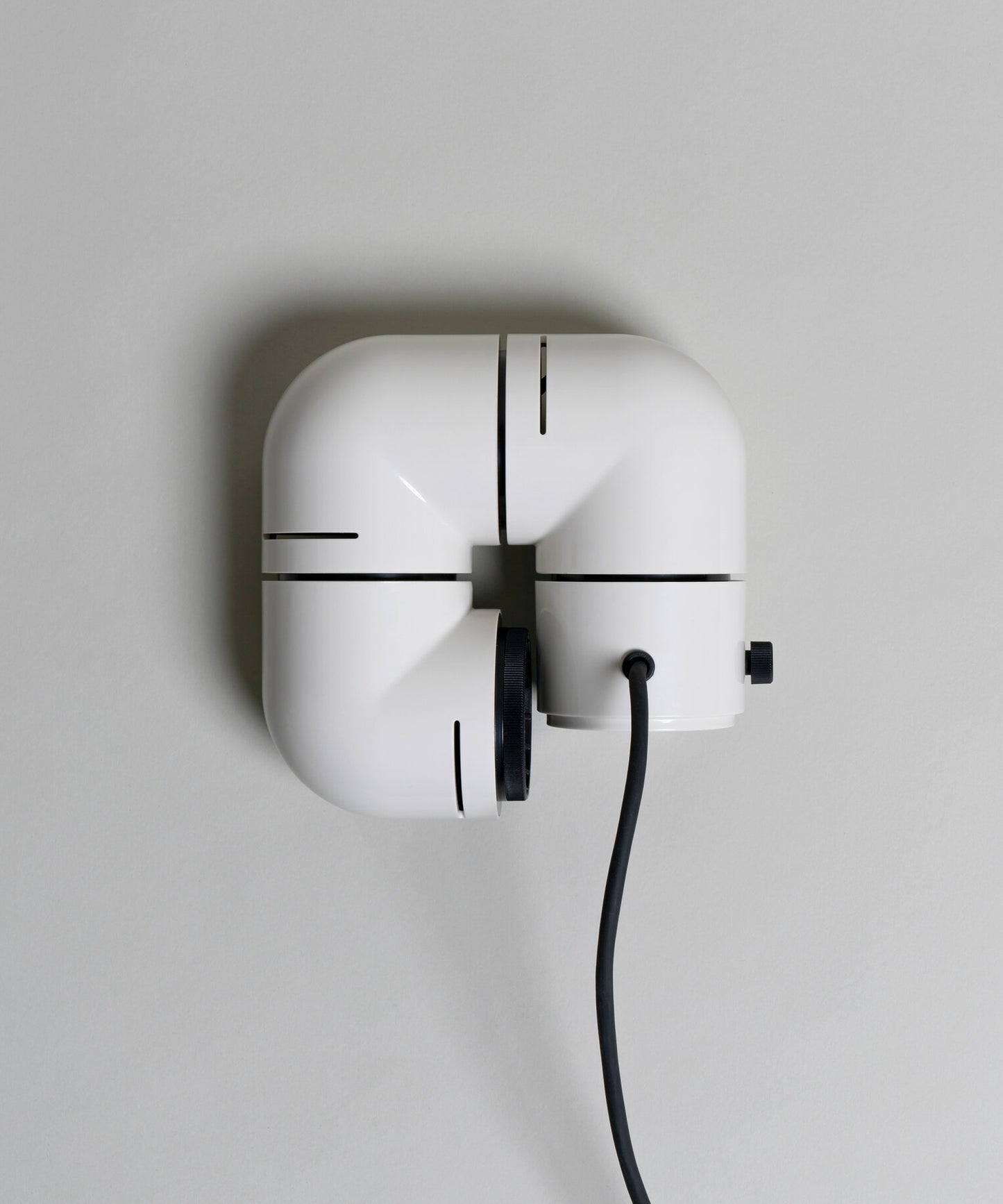 Tatu Table Lamp