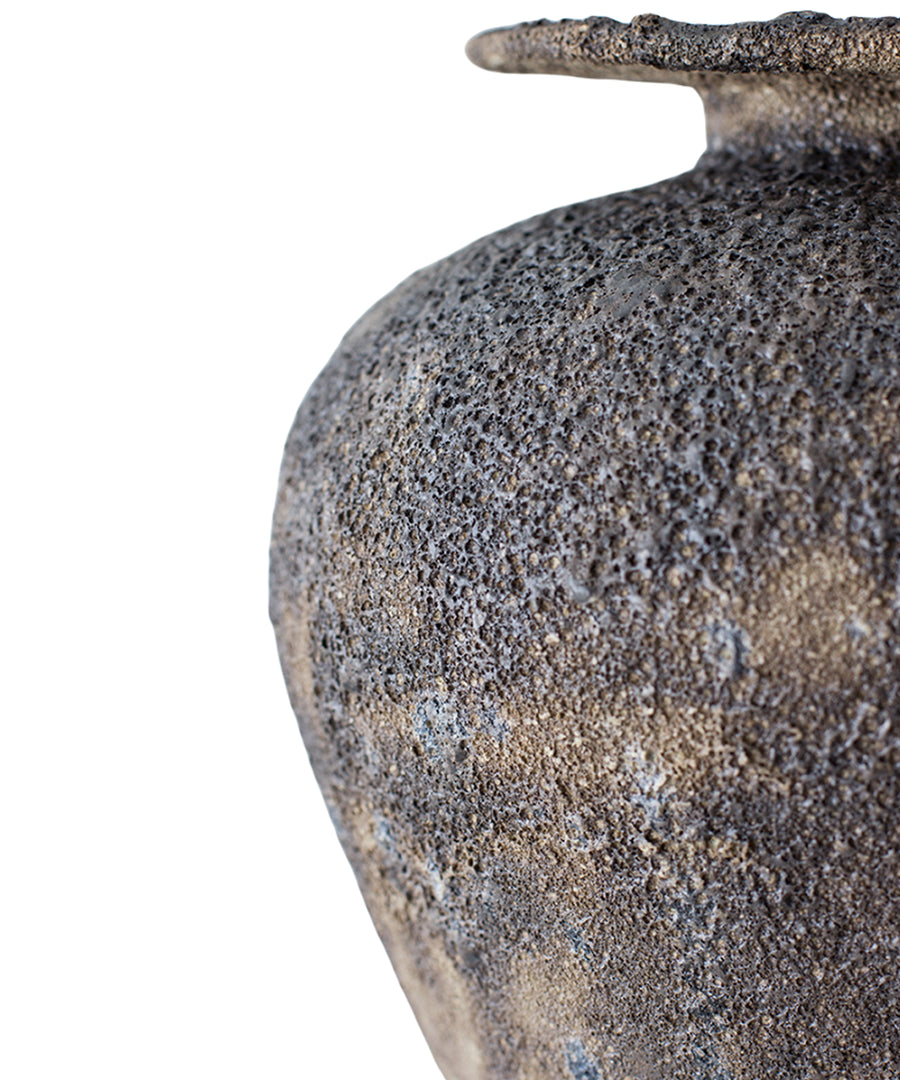 Isolated N.7 Stoneware Vase