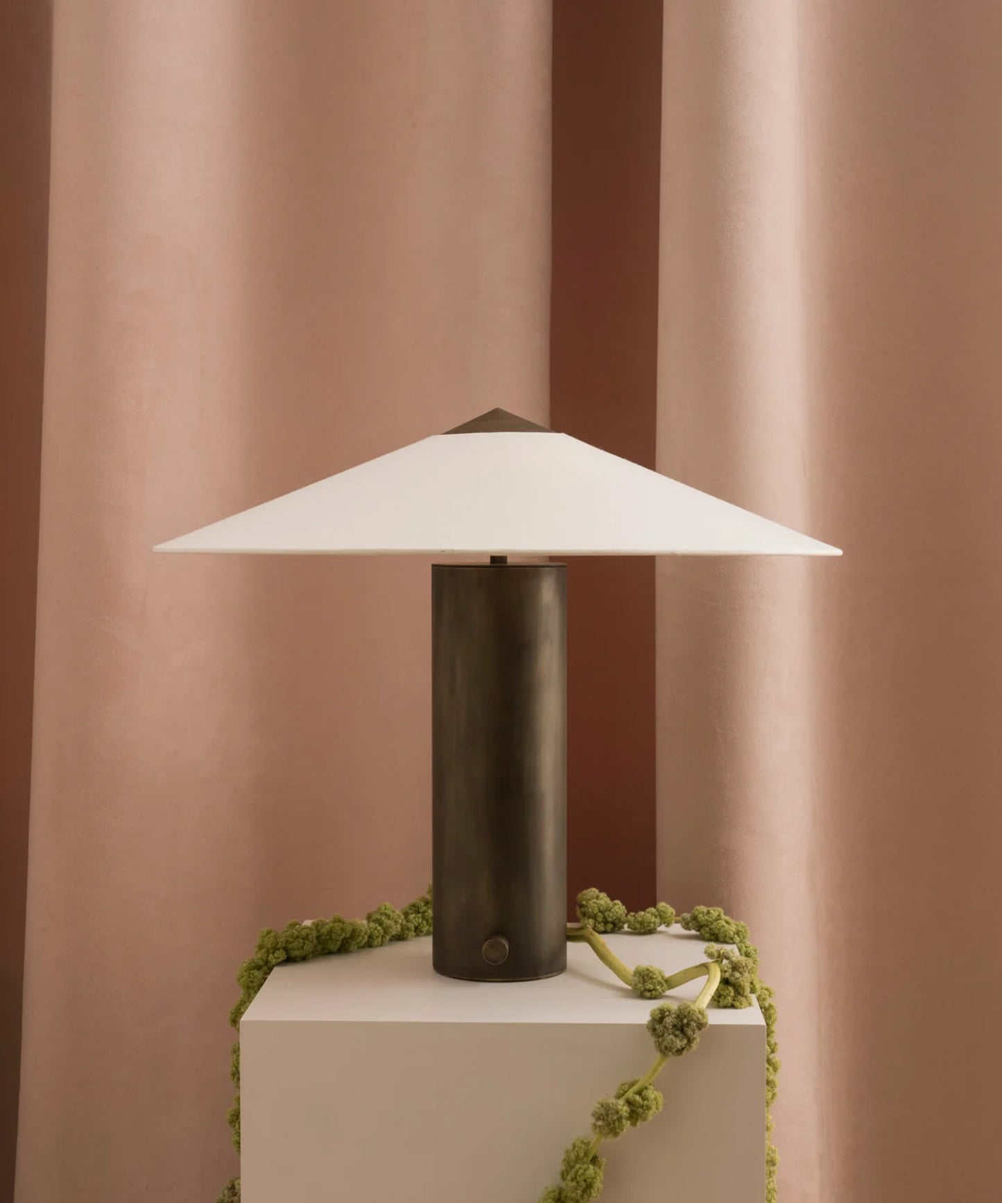 Yama Table Lamp