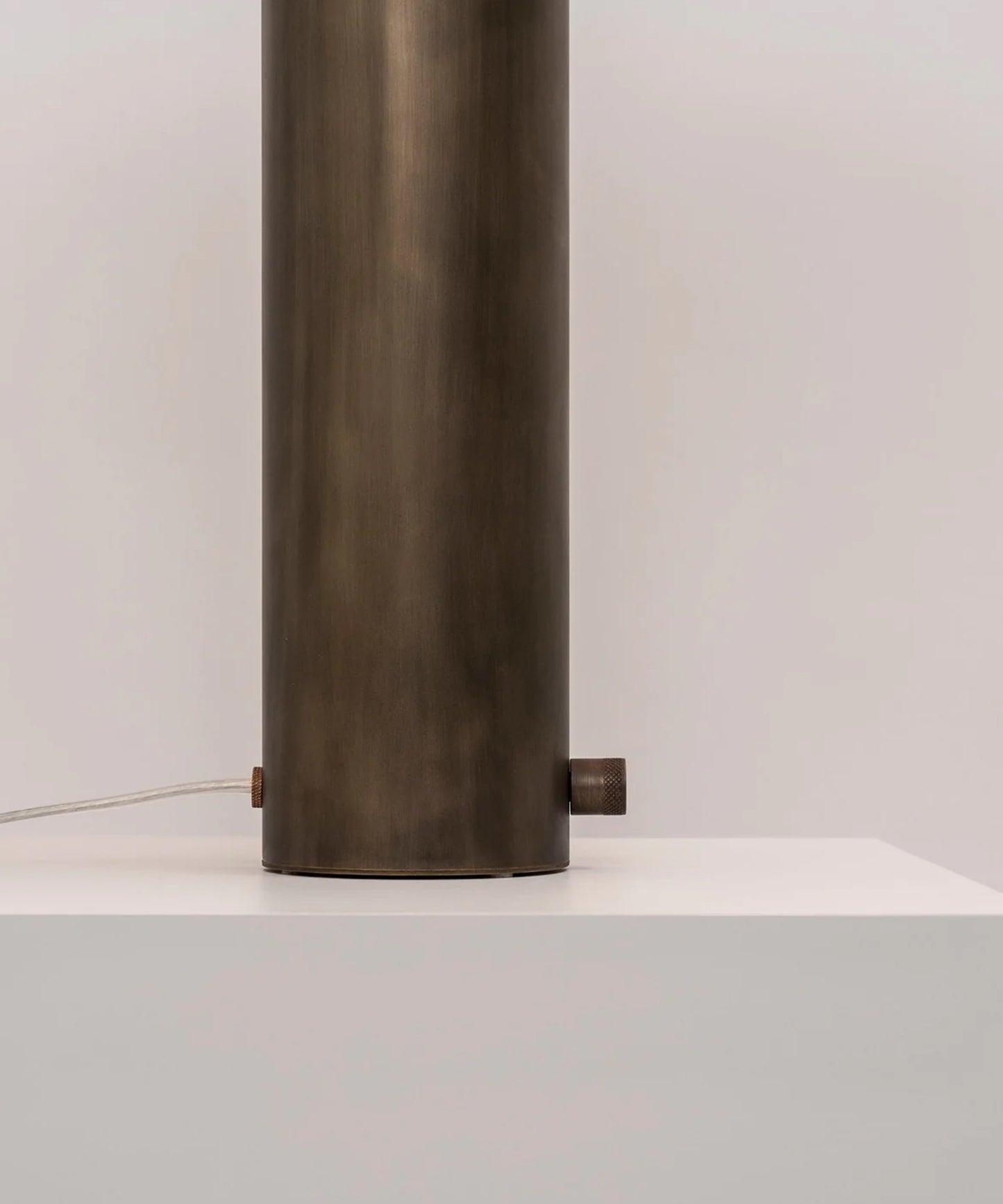 yama-table-lamp-06
