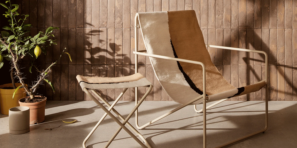 How to Choose the Perfect Outdoor Lounge Chair for Your Backyard Oasis