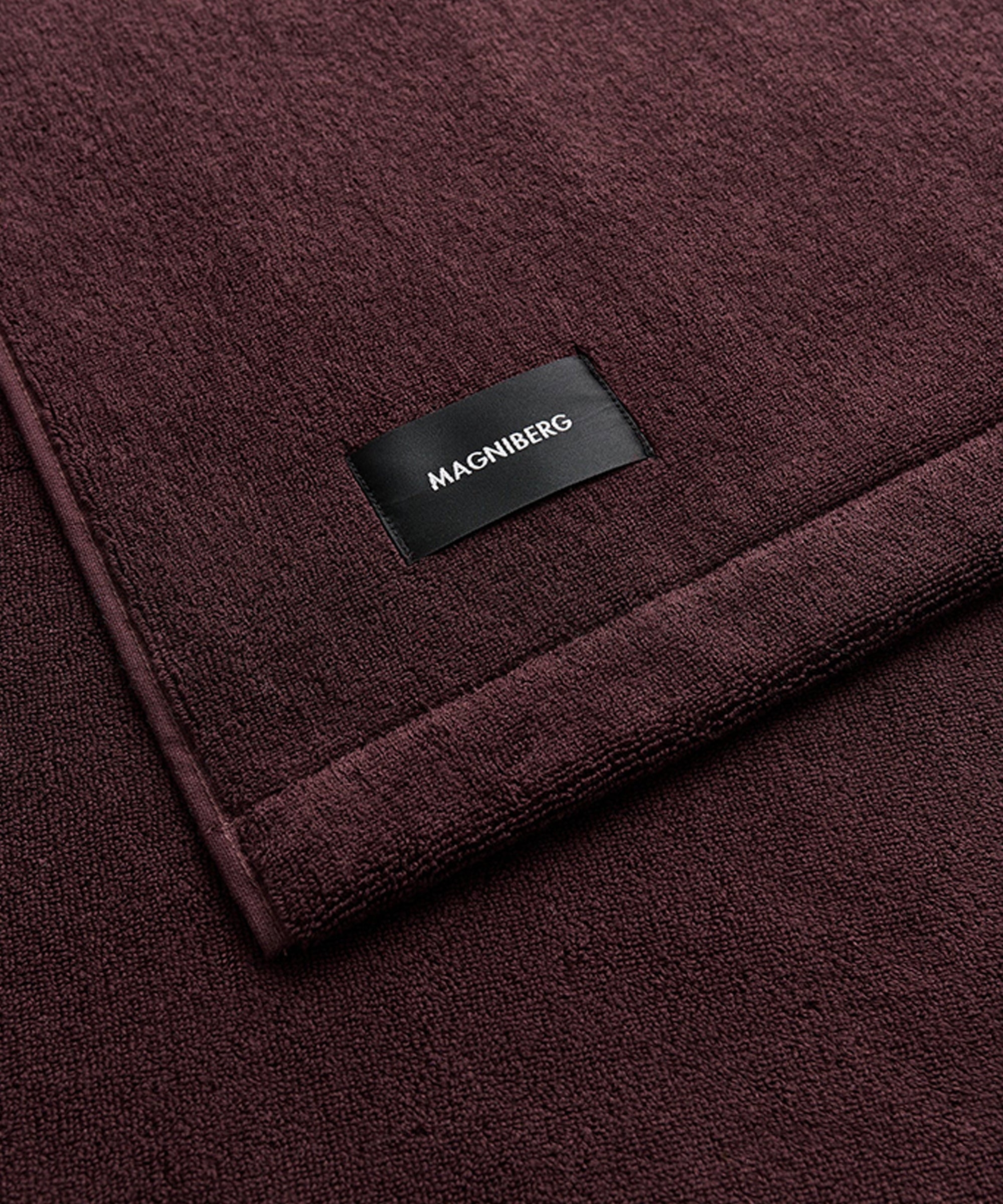 Gelato Hand Towel, Cherry Brown