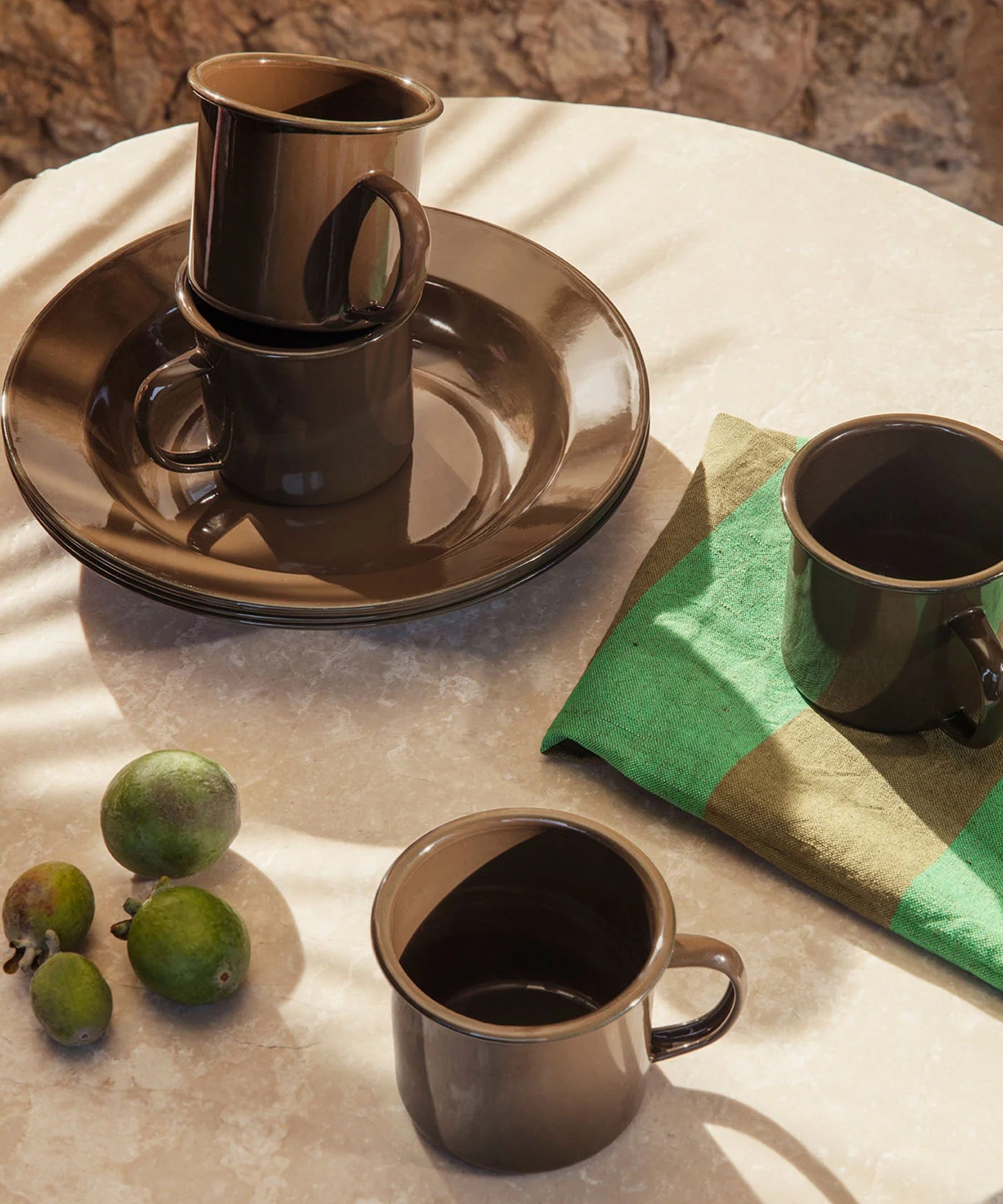 Yard Picnic: Set of 8