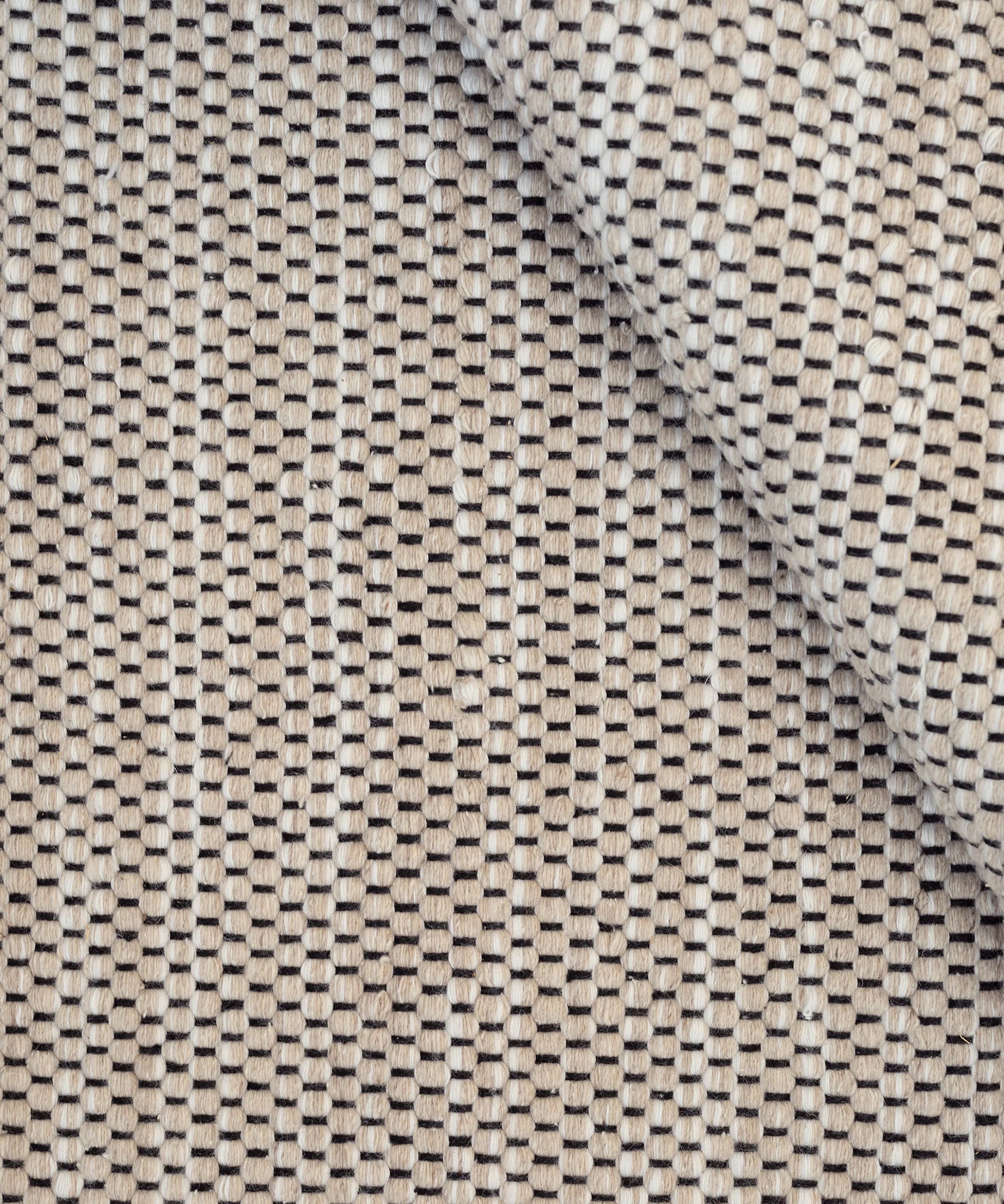 Adonic Mist in Taupe