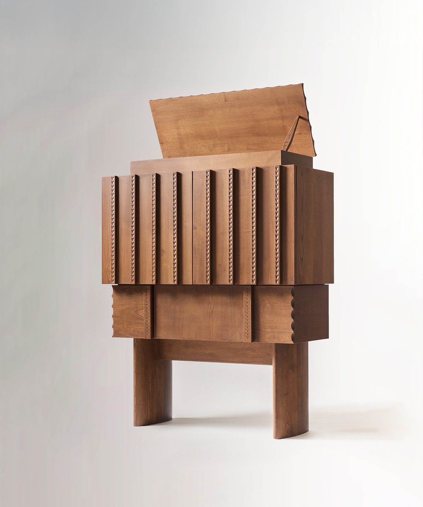 Ancas Credenza