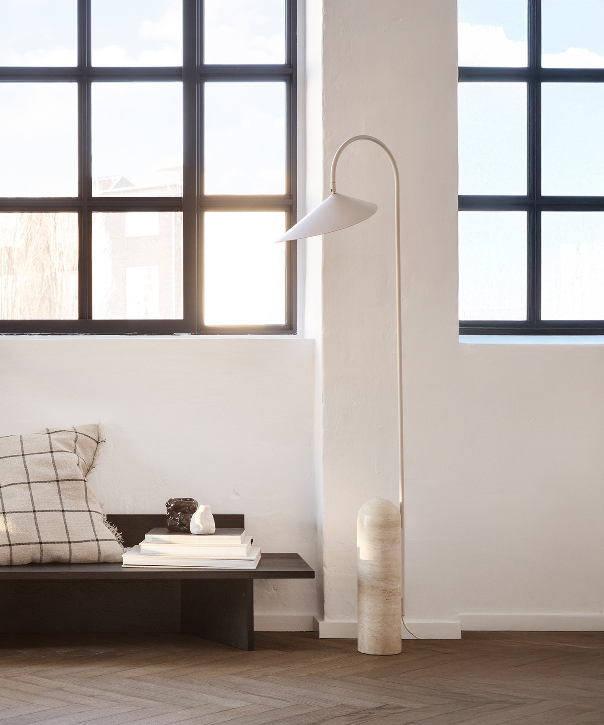 Arum Floor Lamp