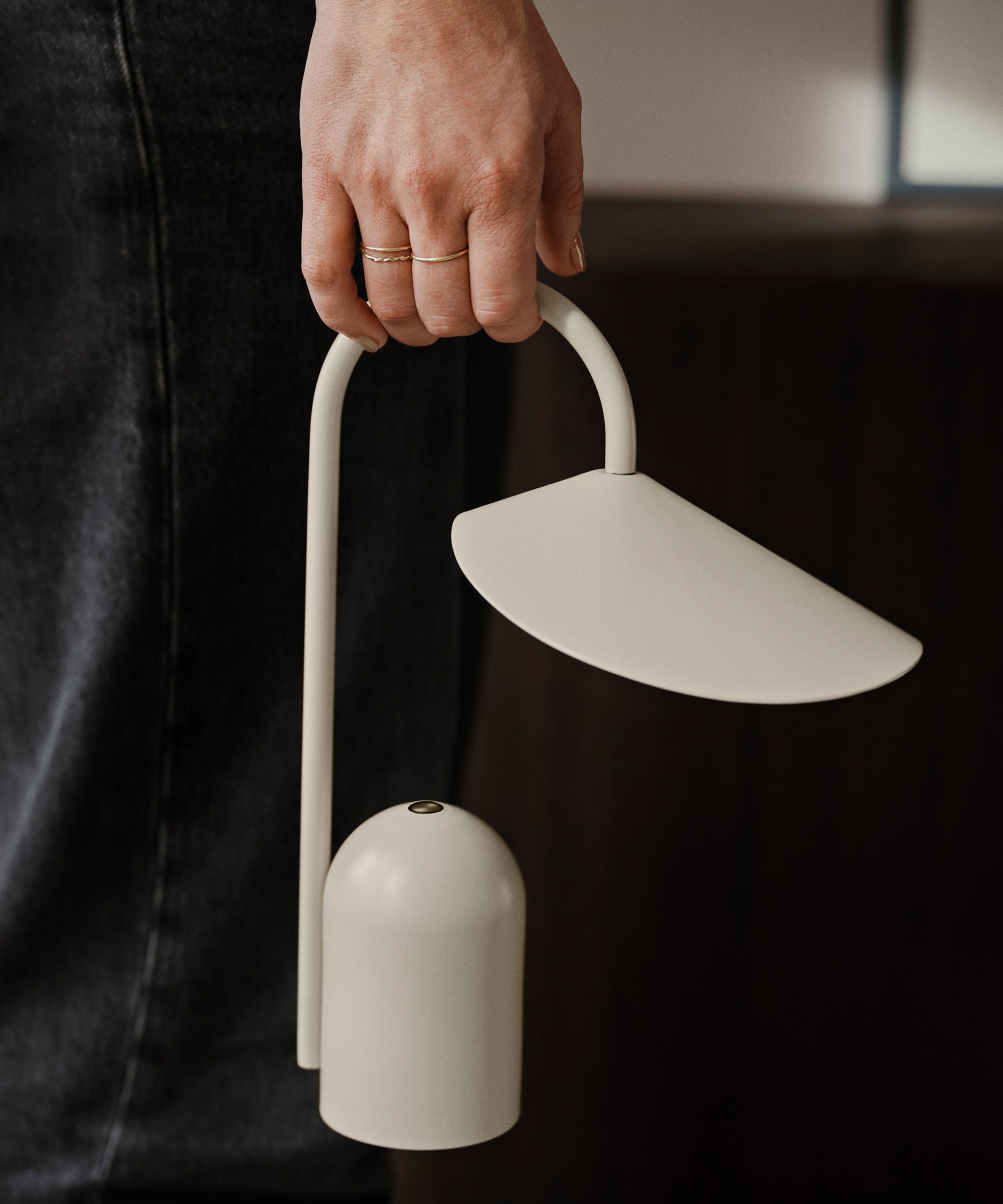Arum Portable Lamp