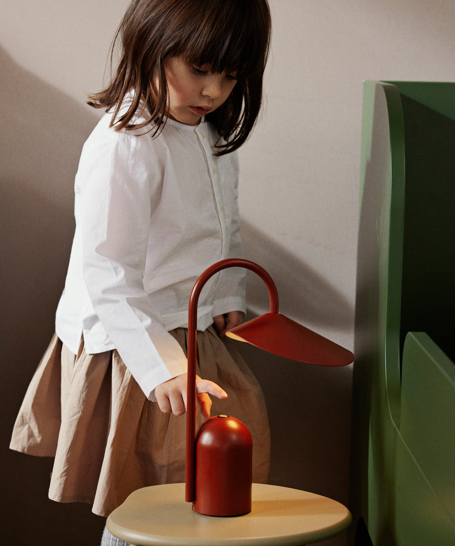 Arum Portable Lamp