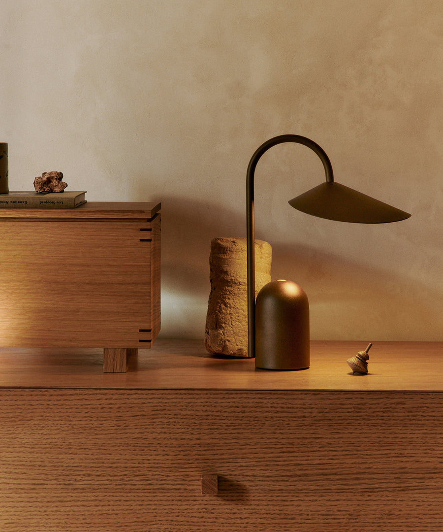 Arum Portable Lamp