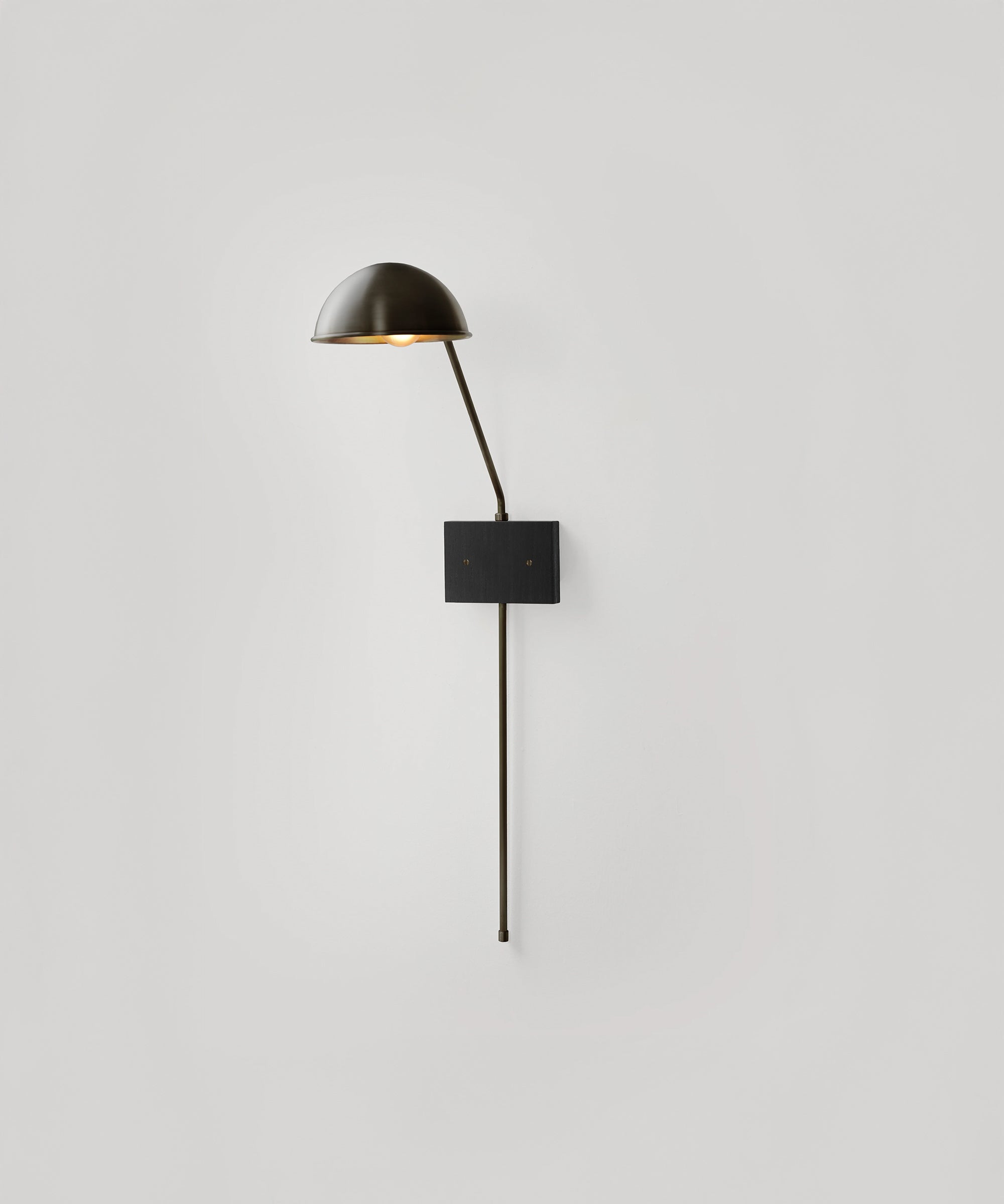 Atlas Sconce