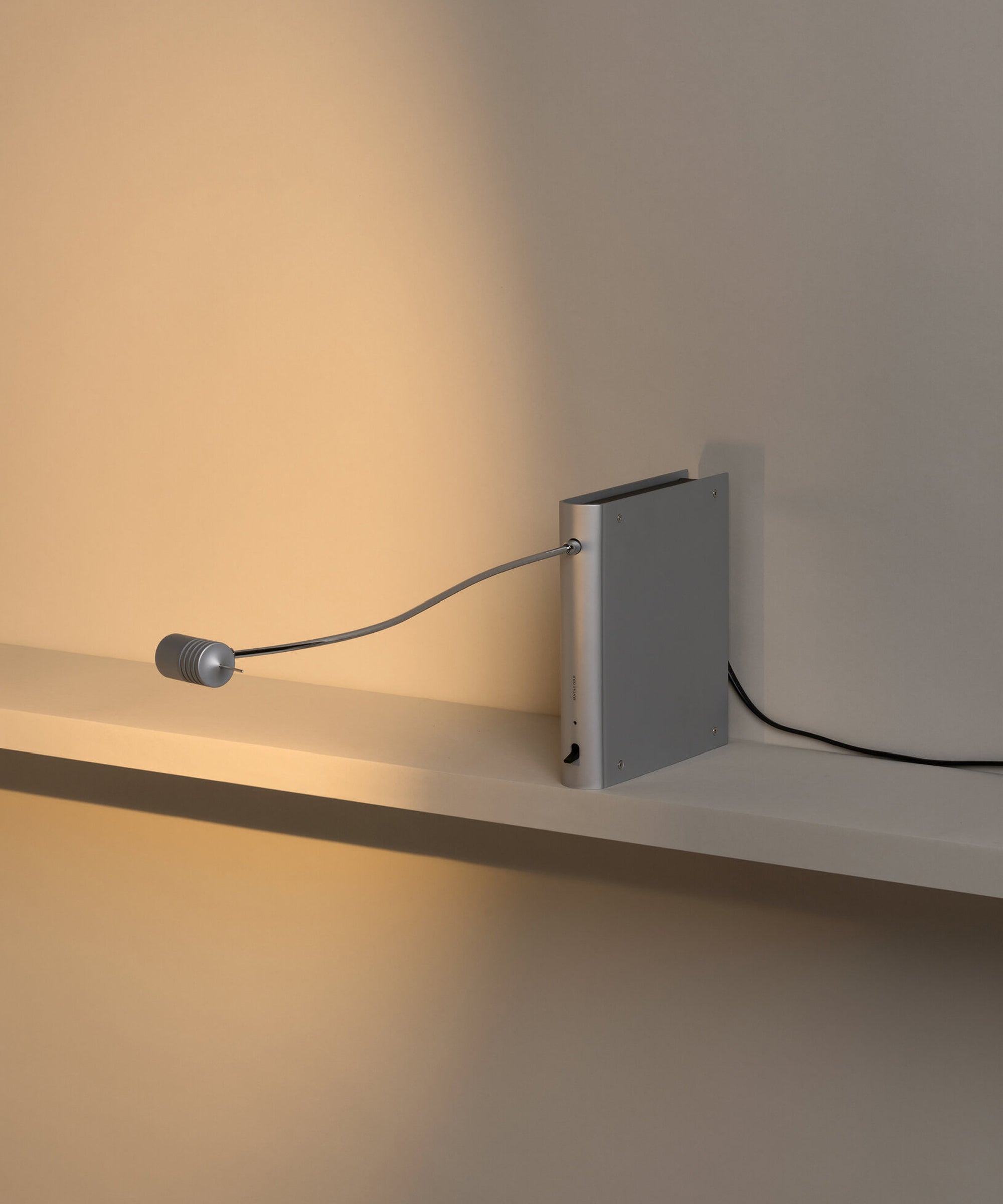 Bib Luz Table Lamp