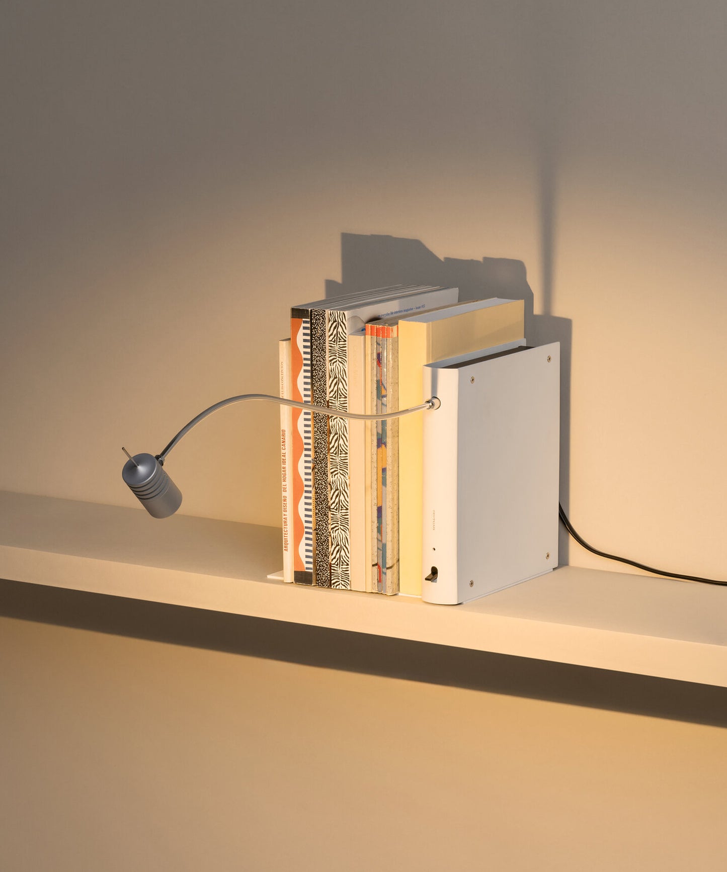 Bib Luz Table Lamp