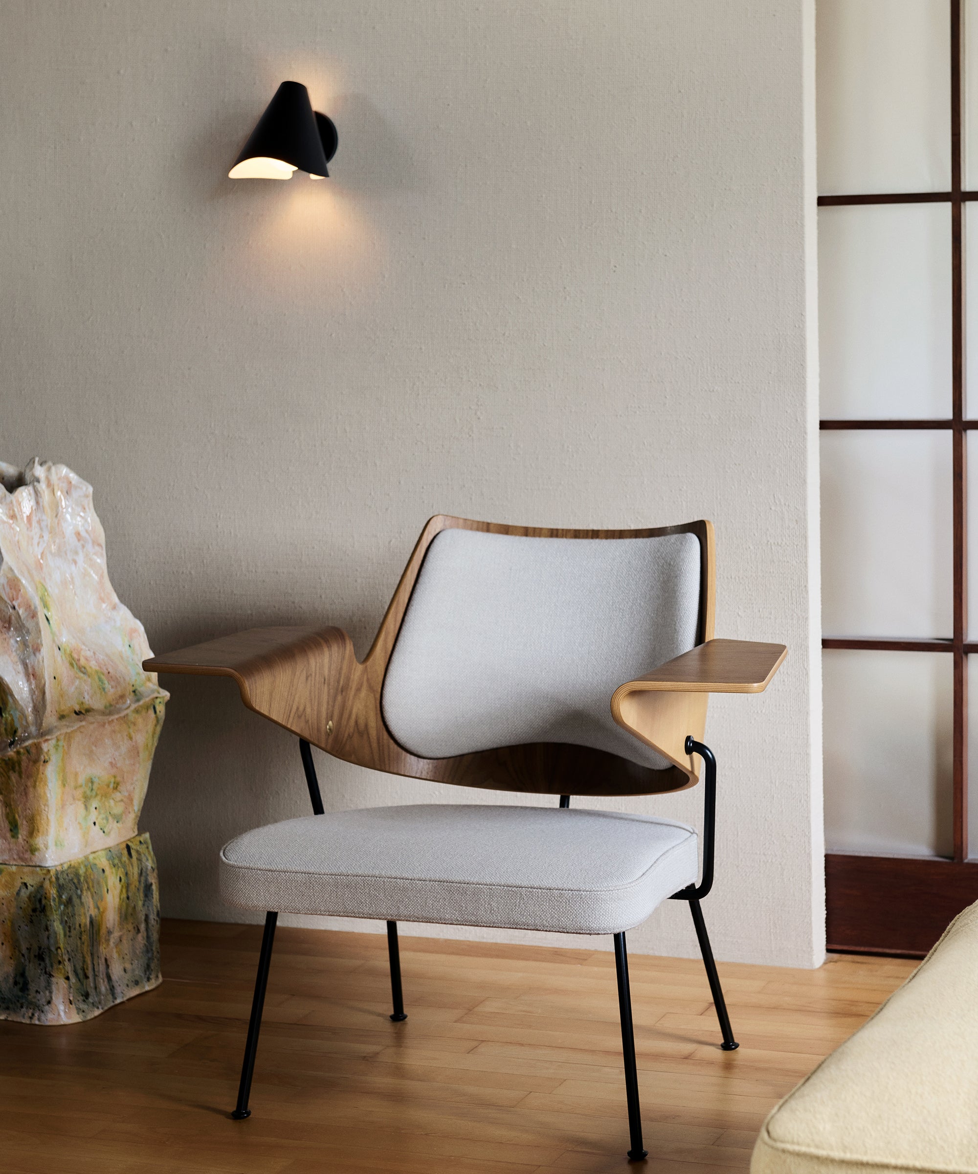 Bonnet Wall Lamp SC103