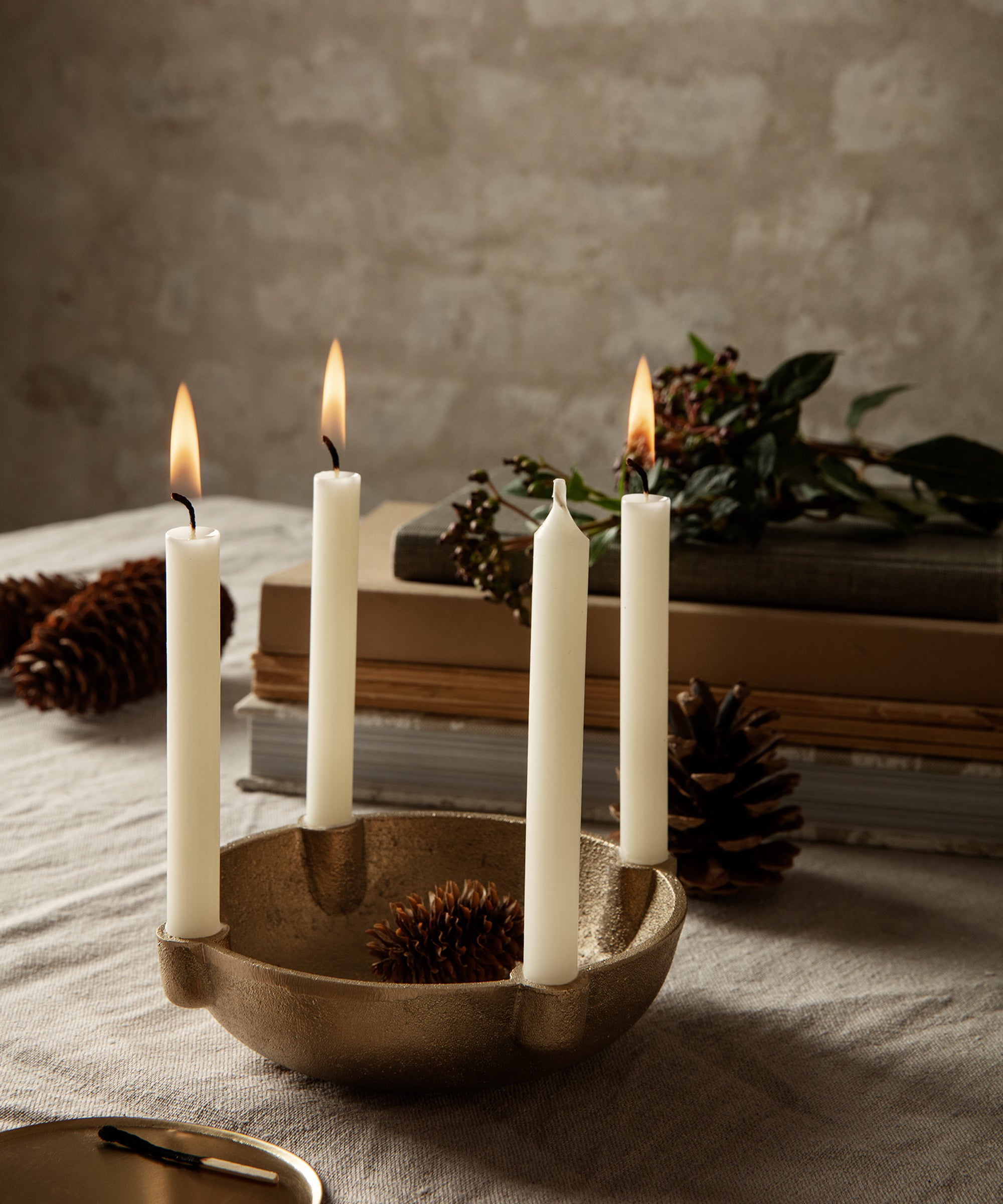 bowl-candle-holder-03_9eebc61b-41c0-40ea-ba4c-d8ae55e3972e