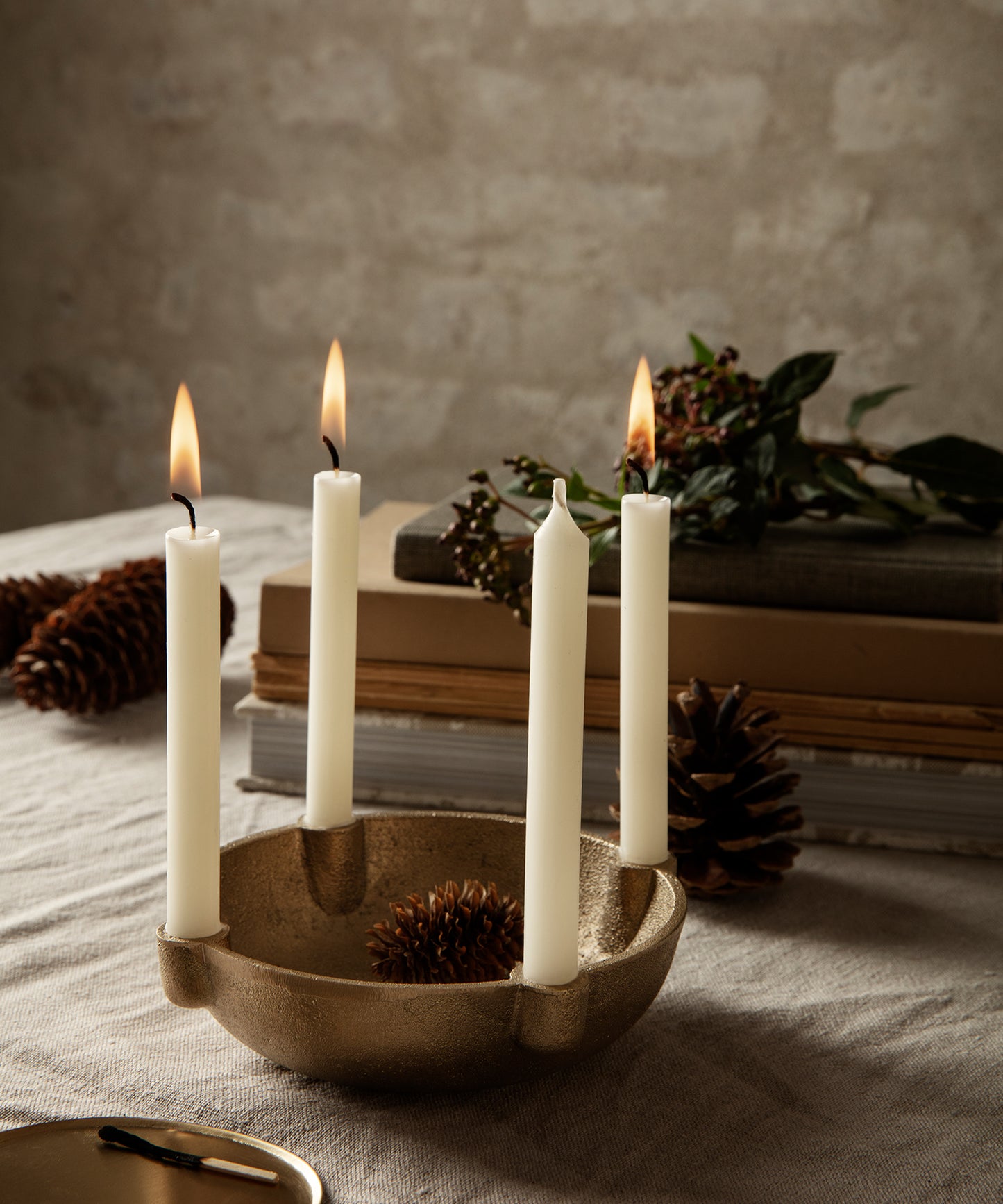 bowl-candle-holder-03_9eebc61b-41c0-40ea-ba4c-d8ae55e3972e