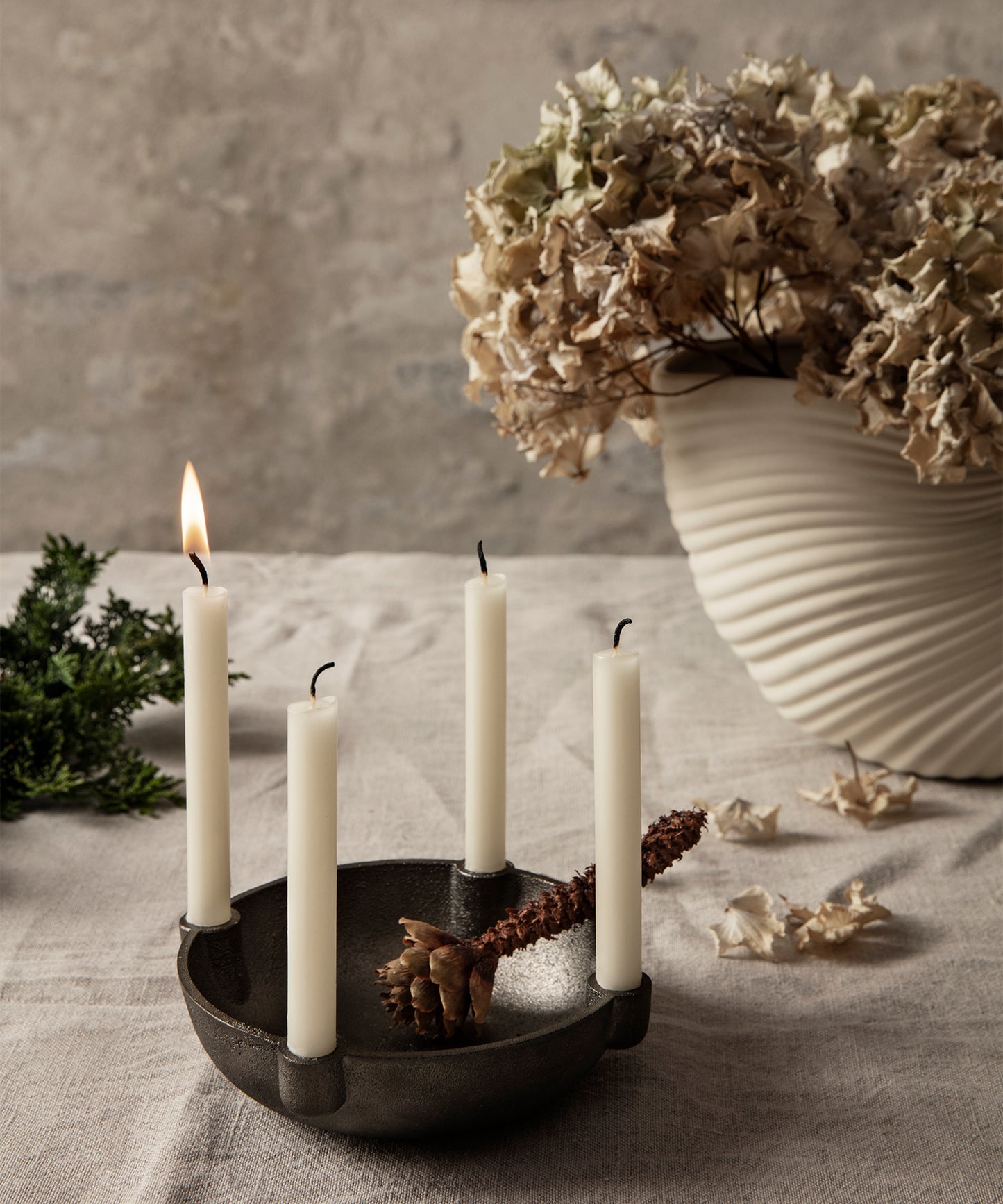 bowl-candle-holder-04_79ec9c79-05af-47cc-891d-3e8b0a587131