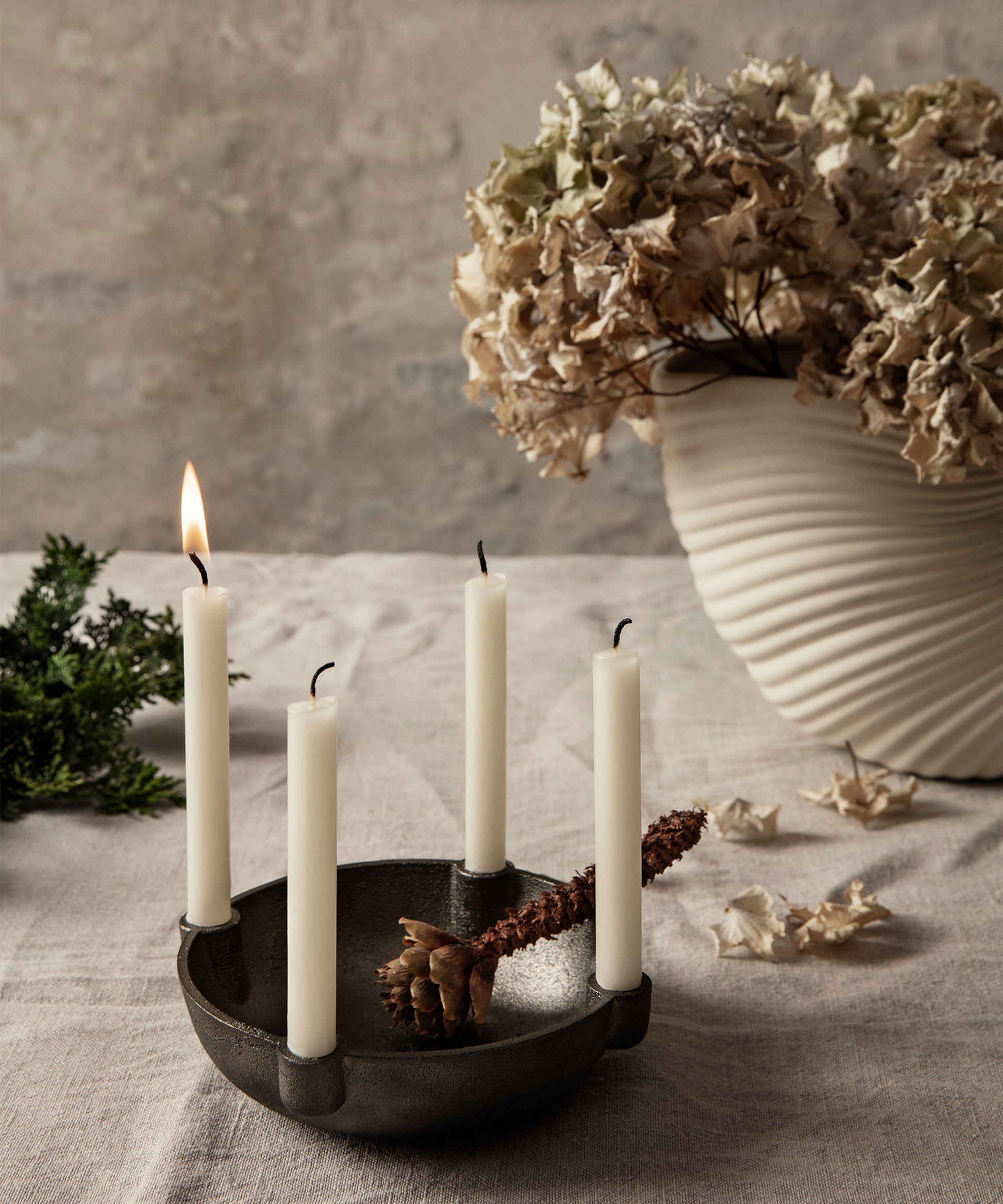 bowl-candle-holder-04_79ec9c79-05af-47cc-891d-3e8b0a587131