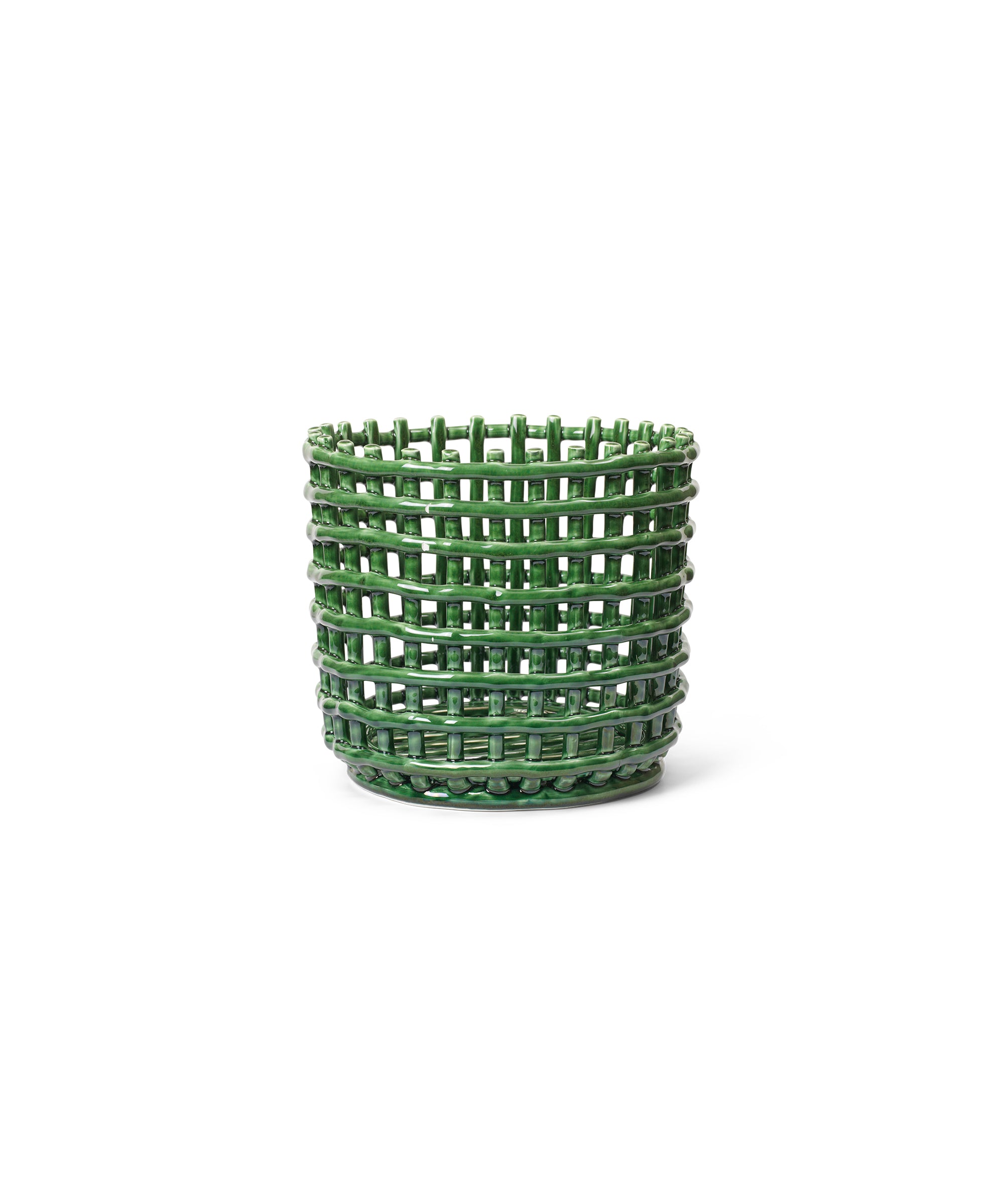 ceramic-basket-1104268938
