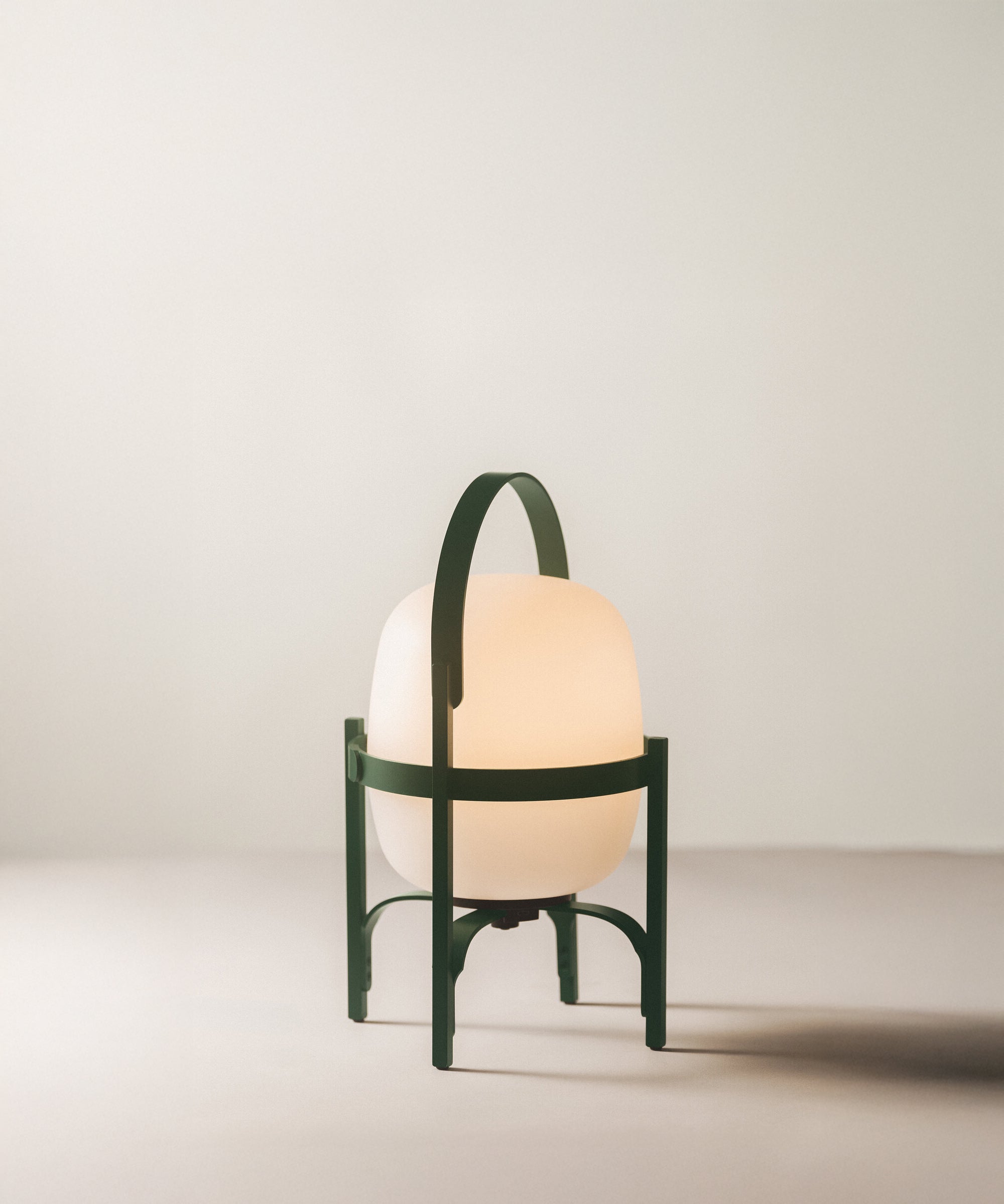 Cestita Alublat Table Lamp