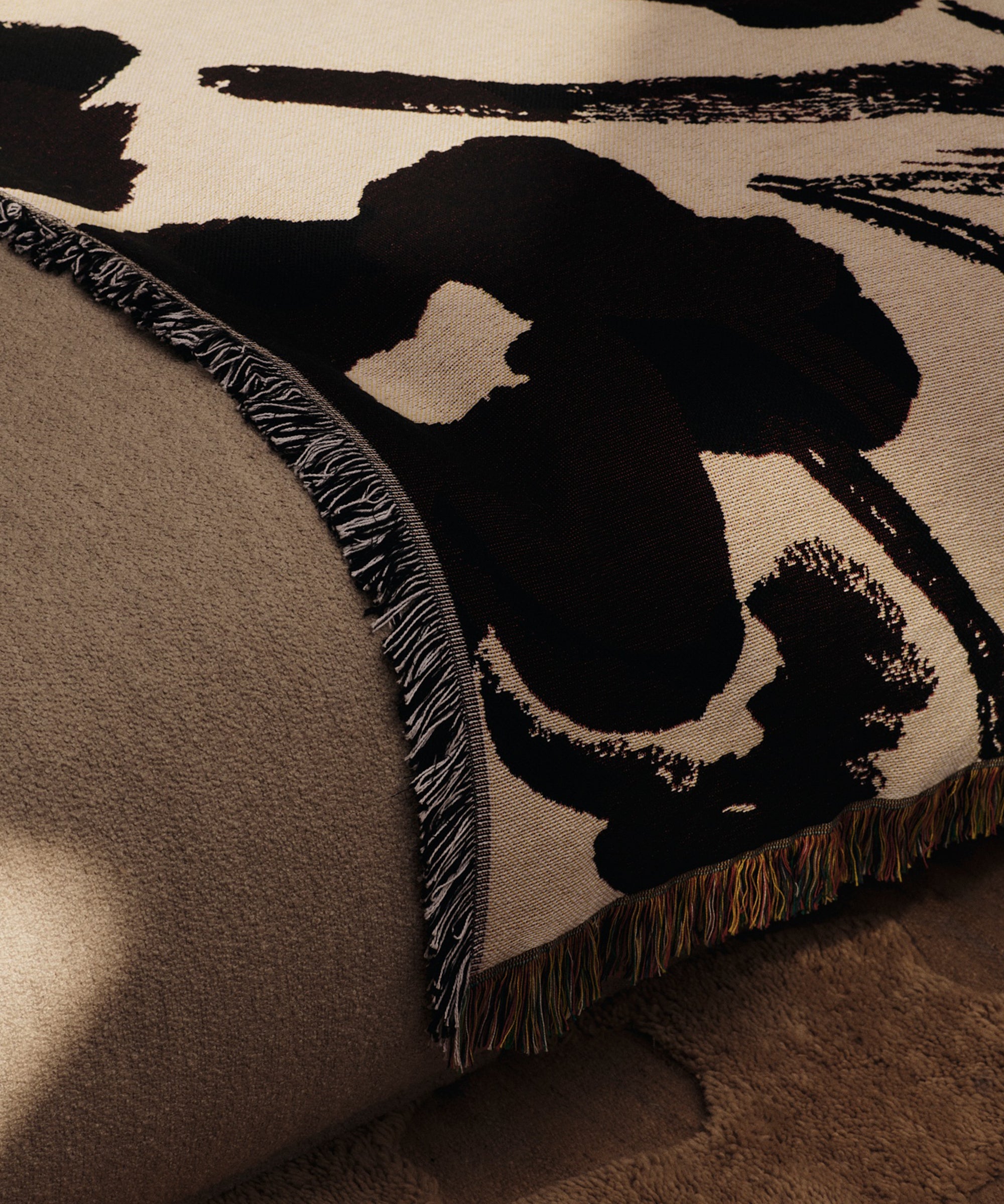 Cilla Tapestry Blanket