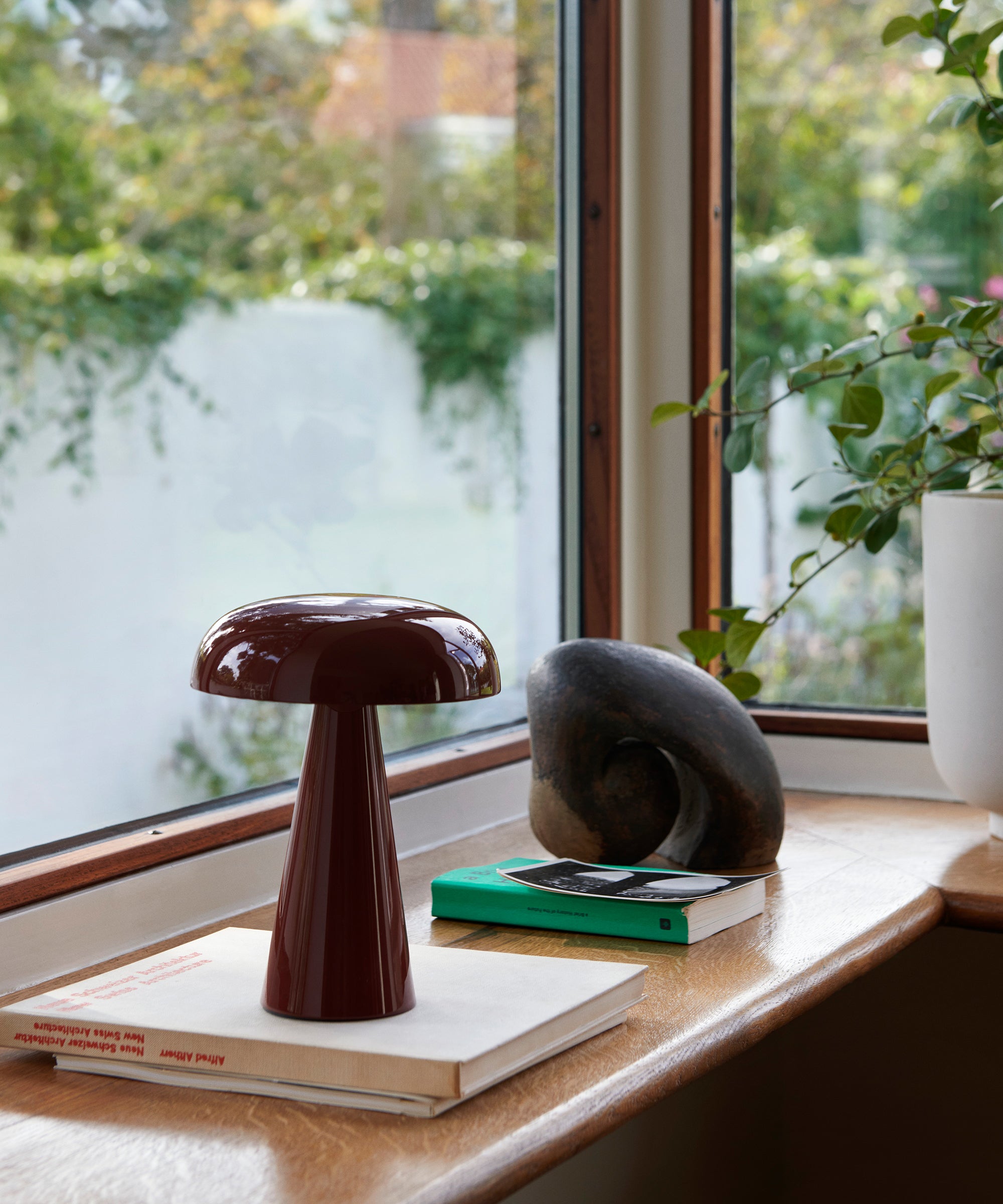 Como Portable Table Lamp SC53