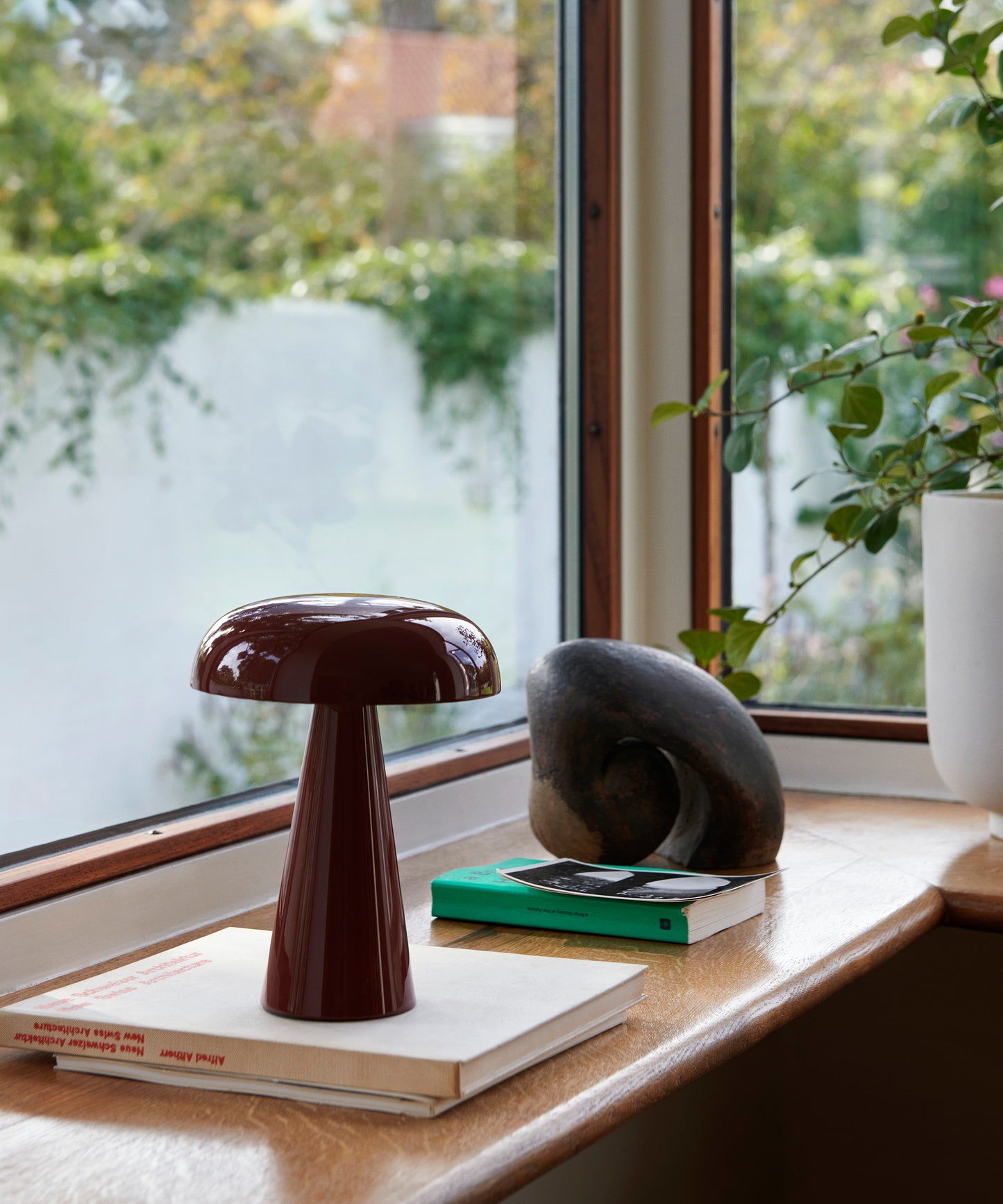 Como Portable Table Lamp SC53