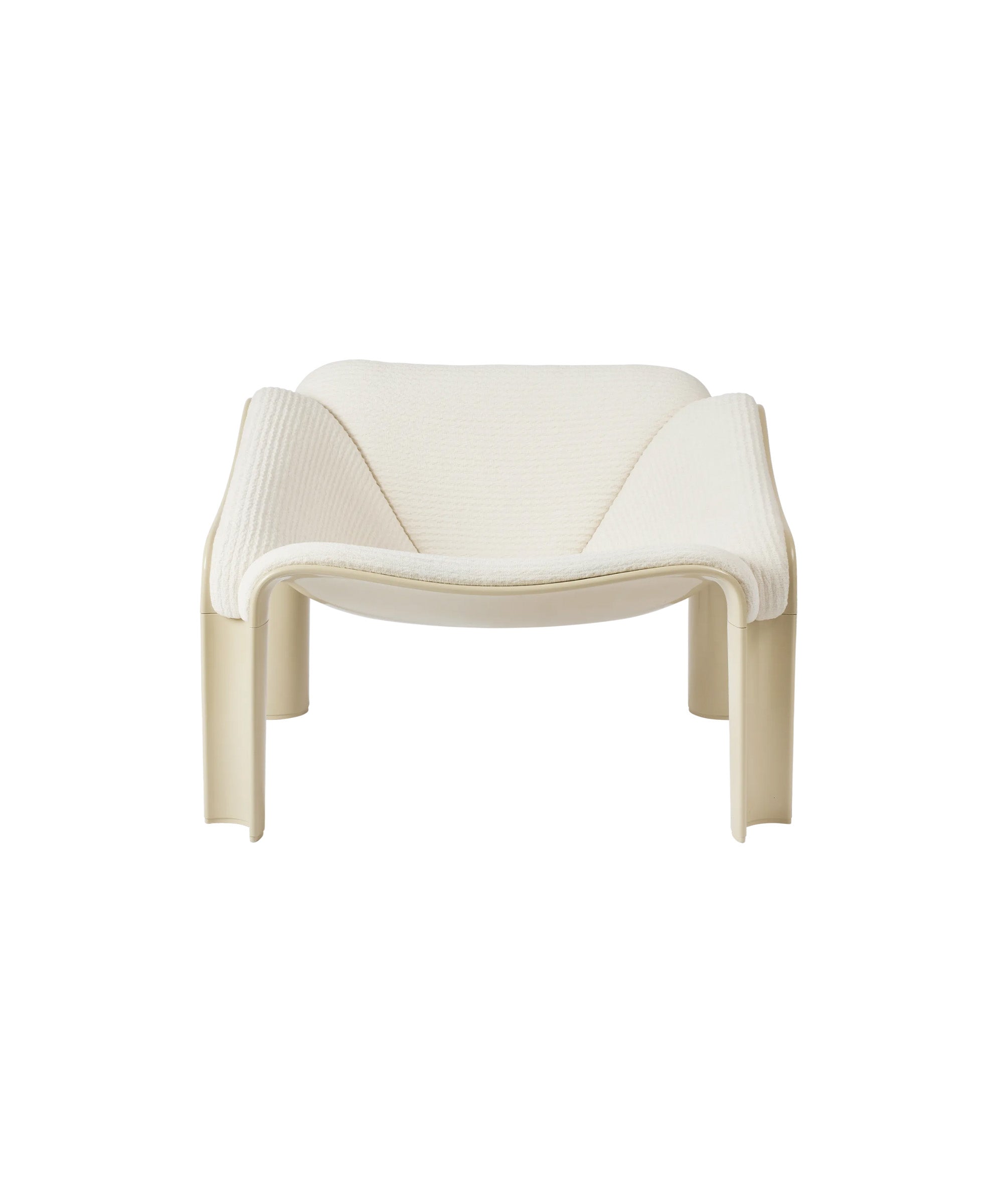 F300 Lounge Chair