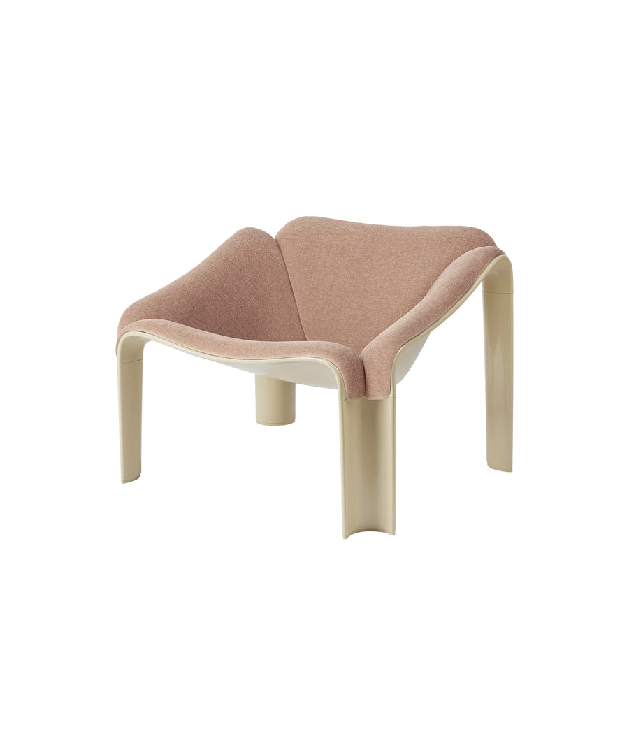 F300 Lounge Chair