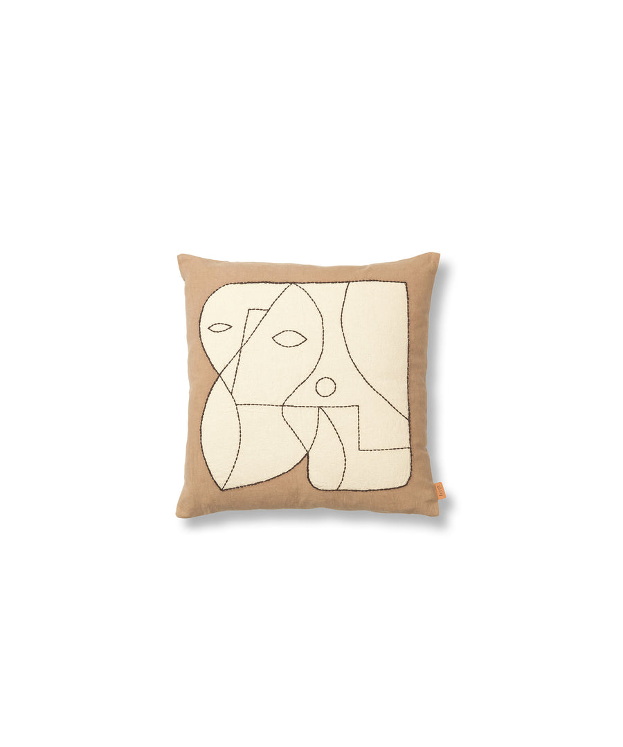 figure-cushion-1104268227