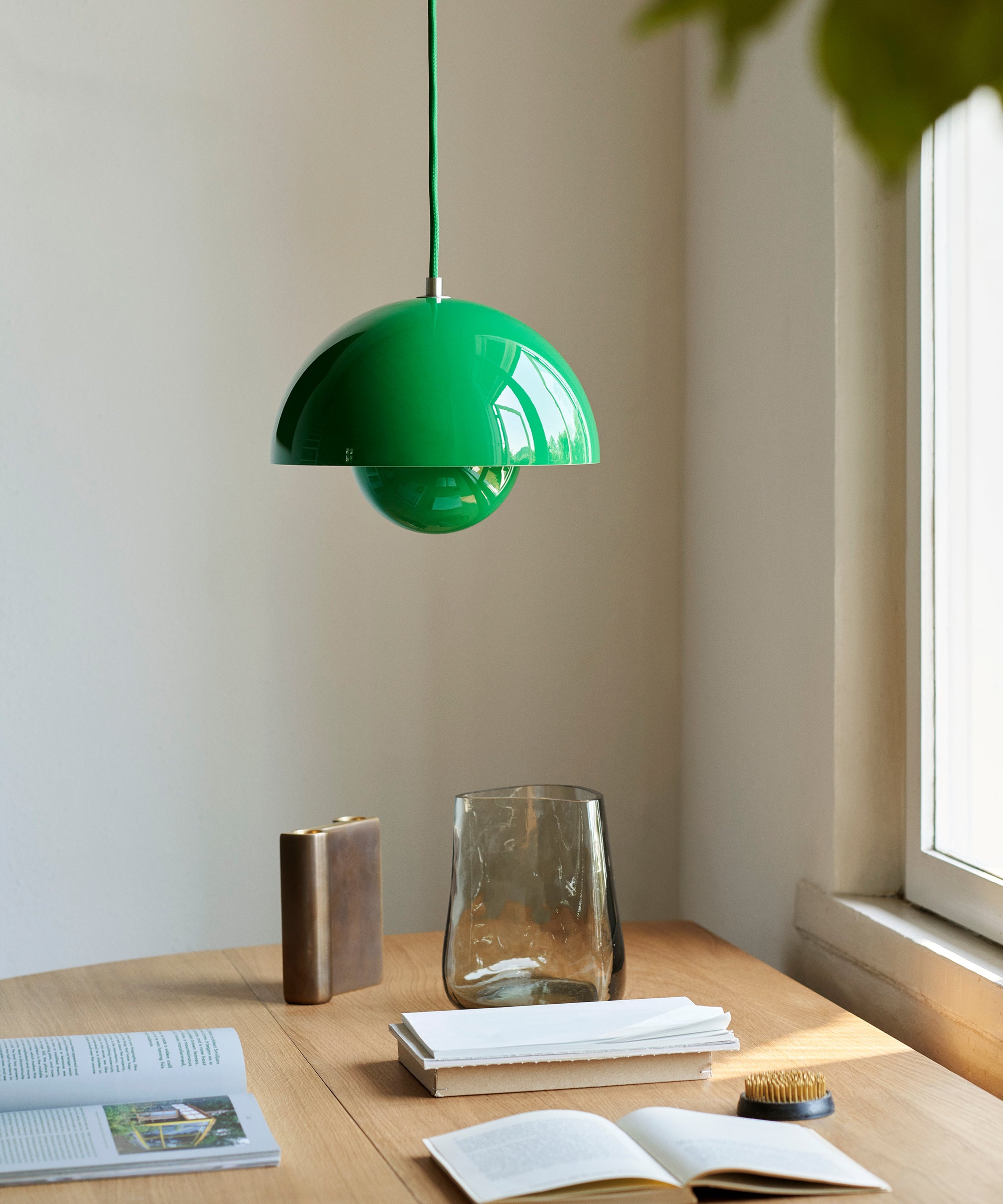 Flowerpot Pendant VP1