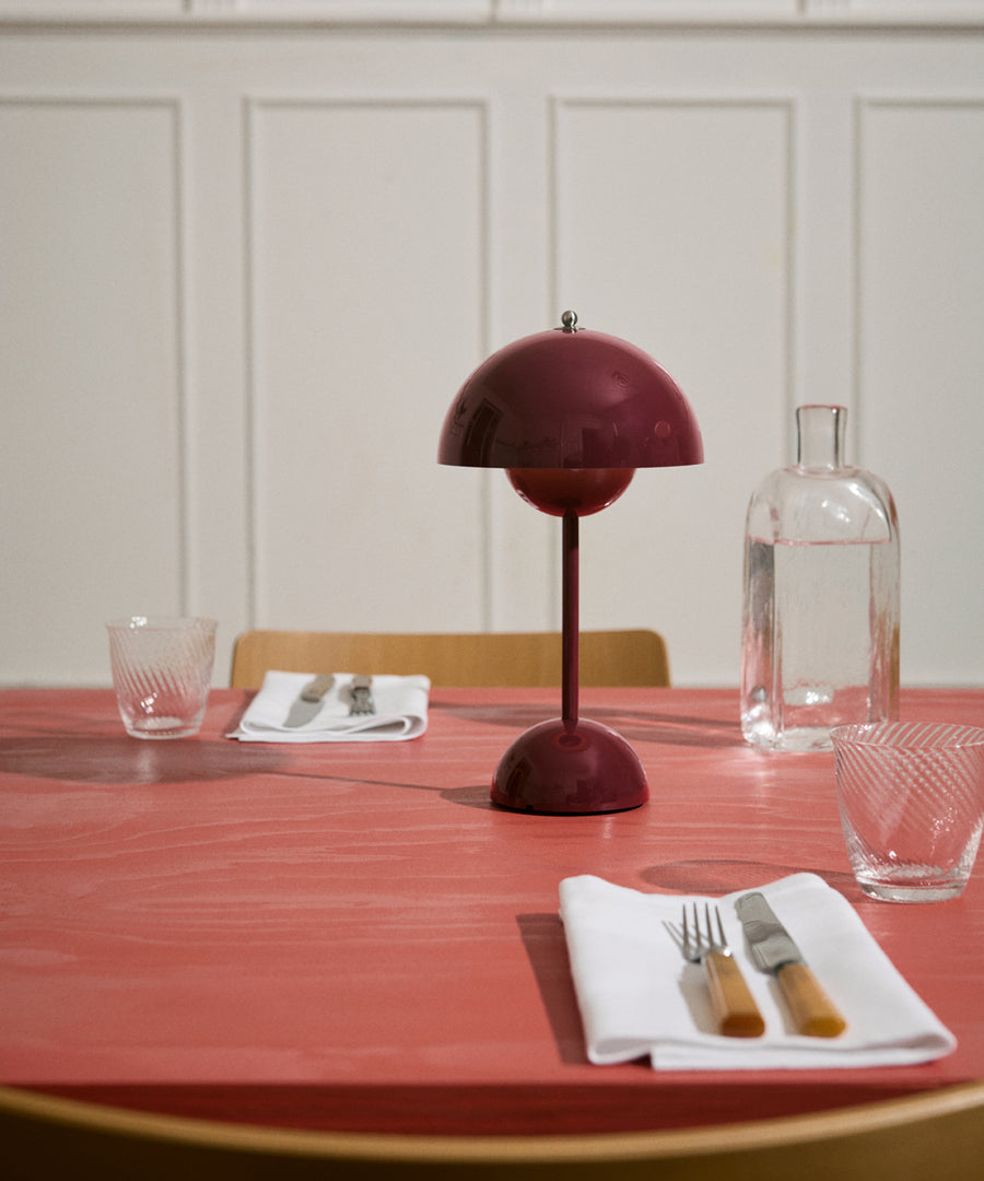 Flowerpot Portable Table Lamp VP9