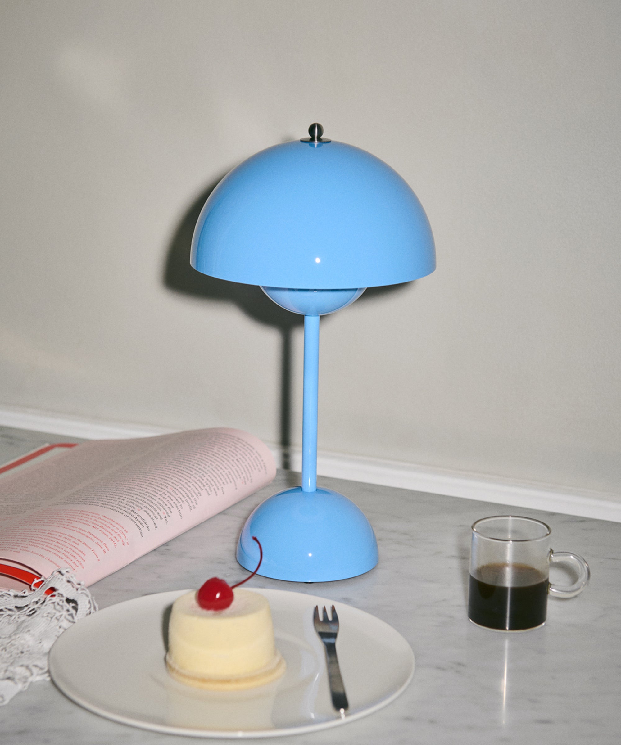Flowerpot Portable Table Lamp VP9