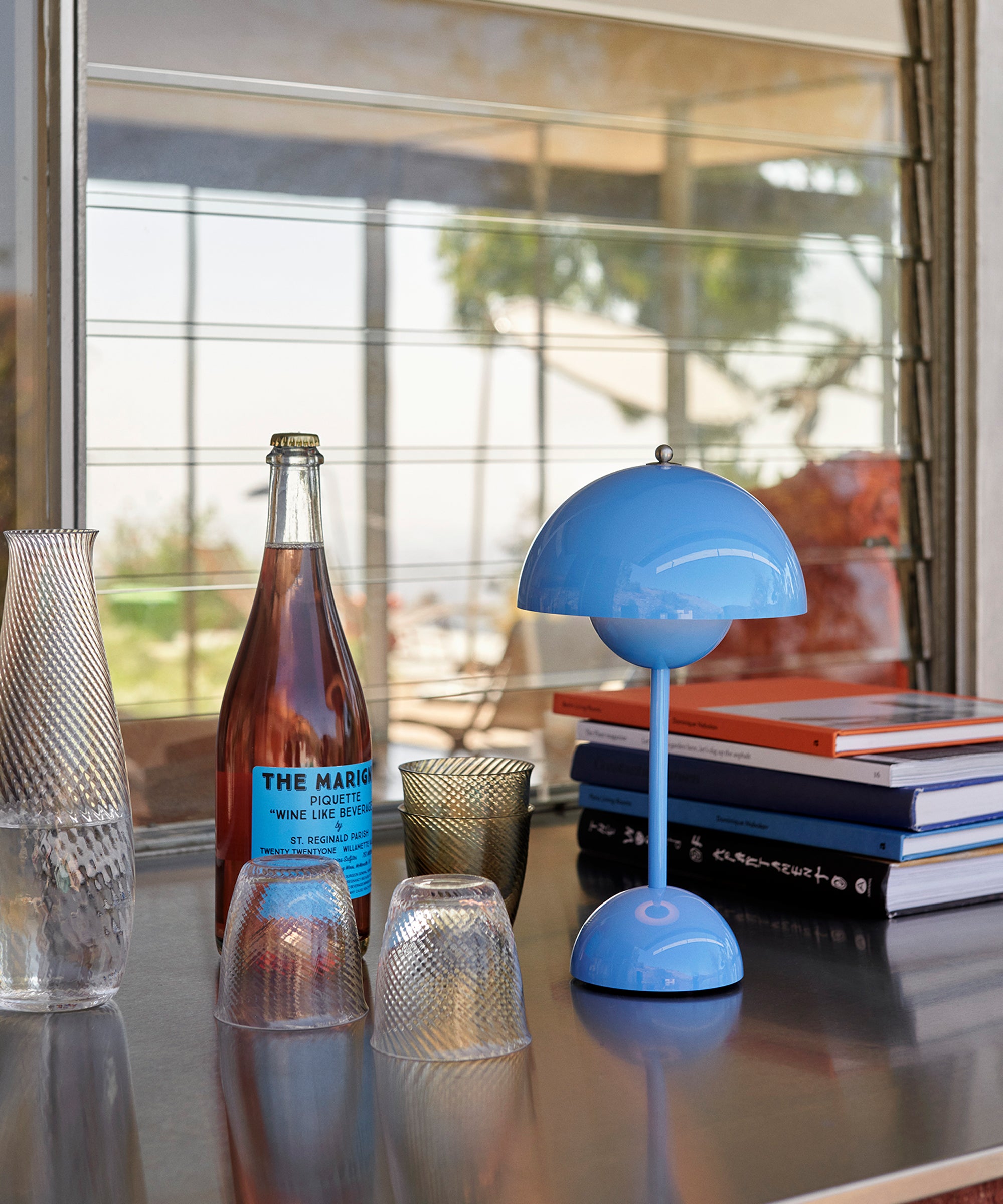 Flowerpot Portable Table Lamp VP9