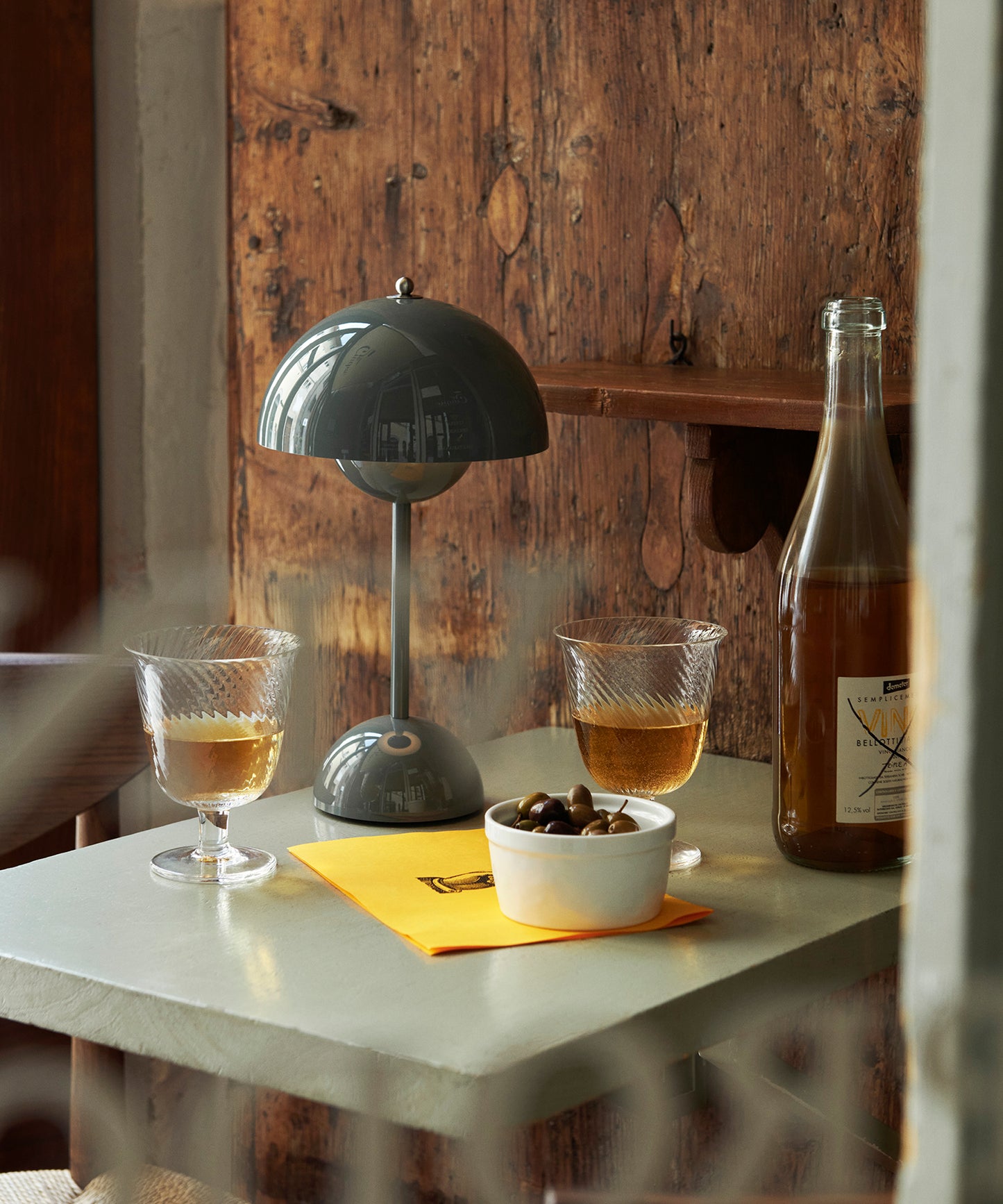 Flowerpot Portable Table Lamp VP9