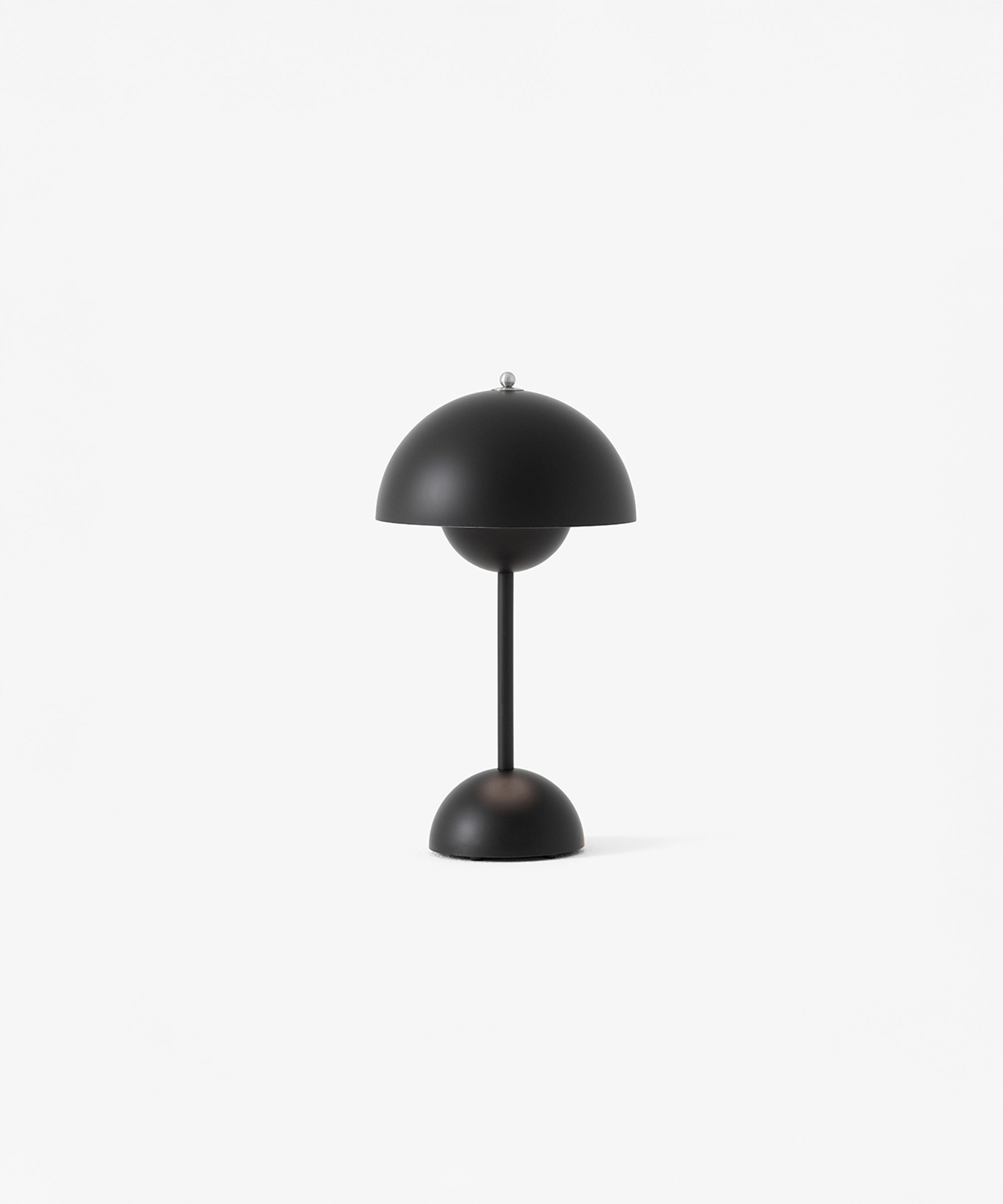 Flowerpot Portable Table Lamp VP9