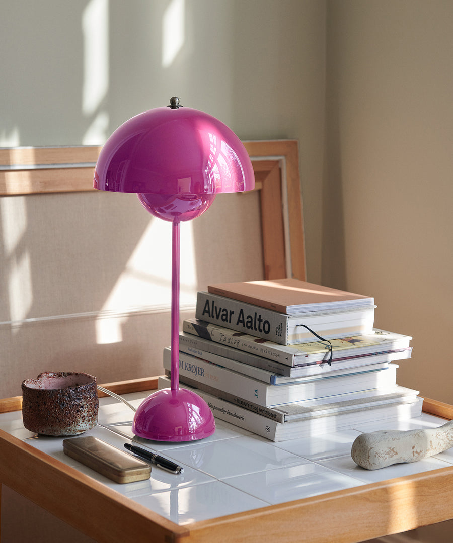 Flowerpot Table Lamp VP3