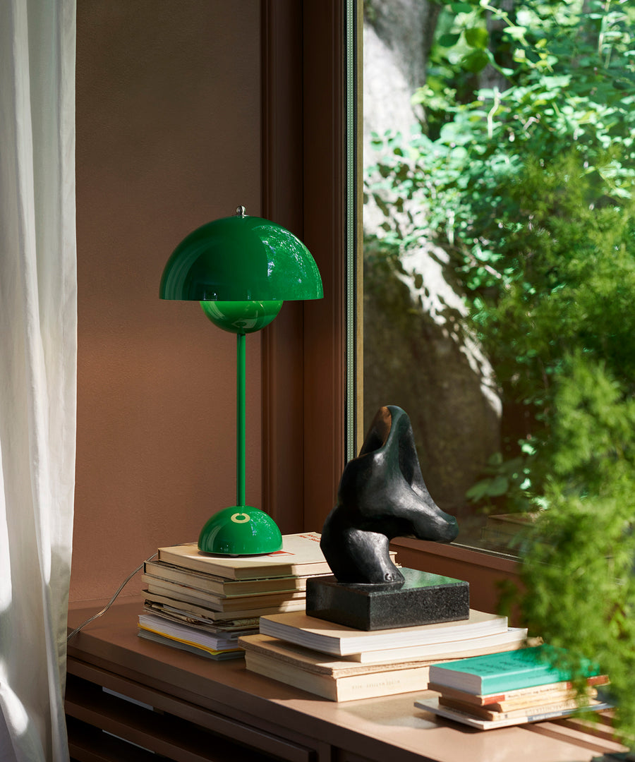 Flowerpot Table Lamp VP3