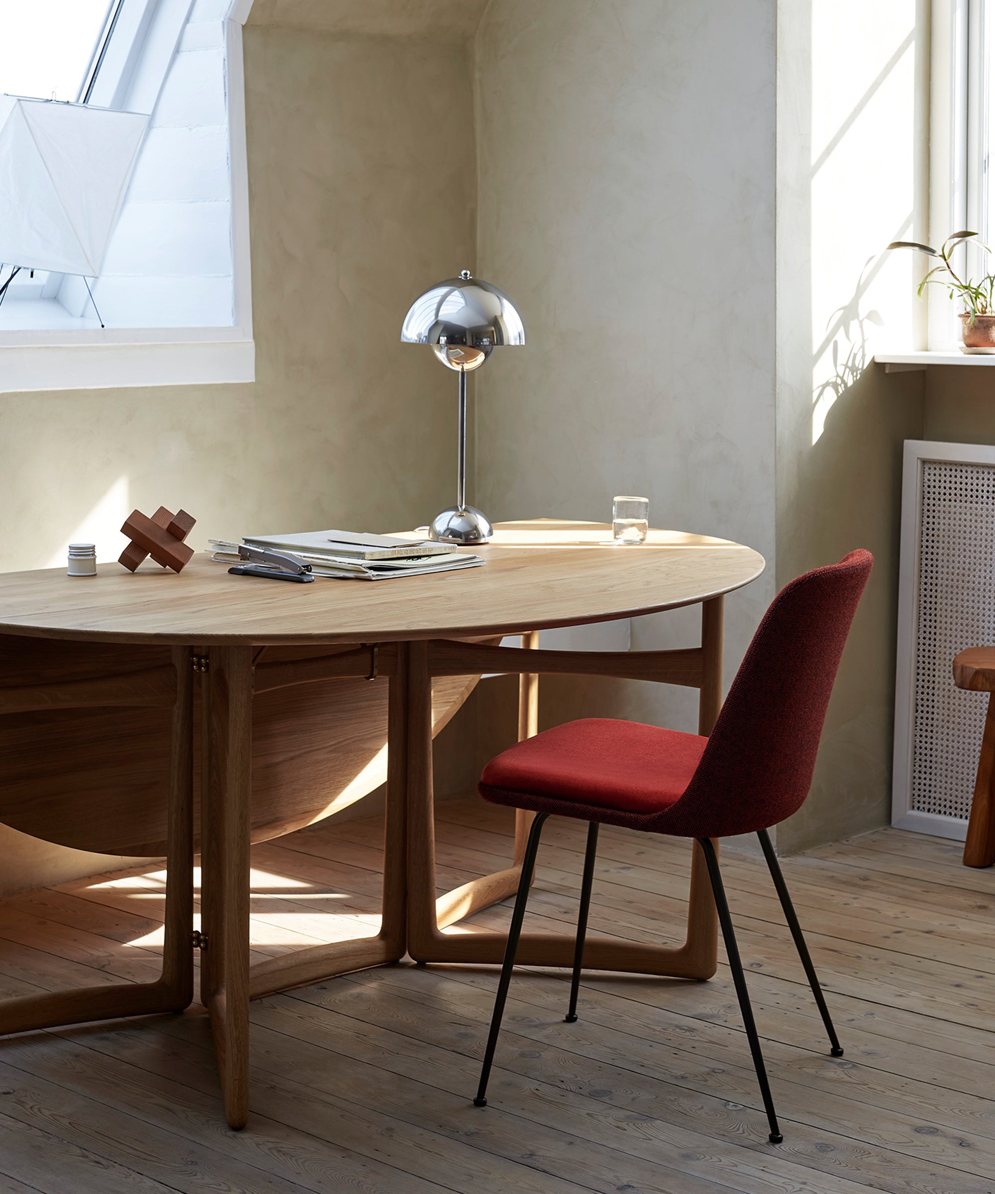 Flowerpot Table Lamp VP3