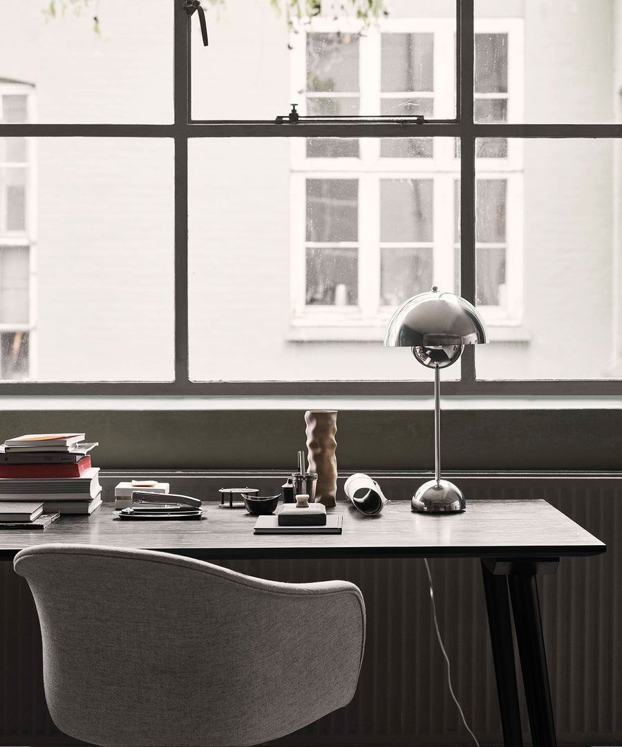 Flowerpot Table Lamp VP3