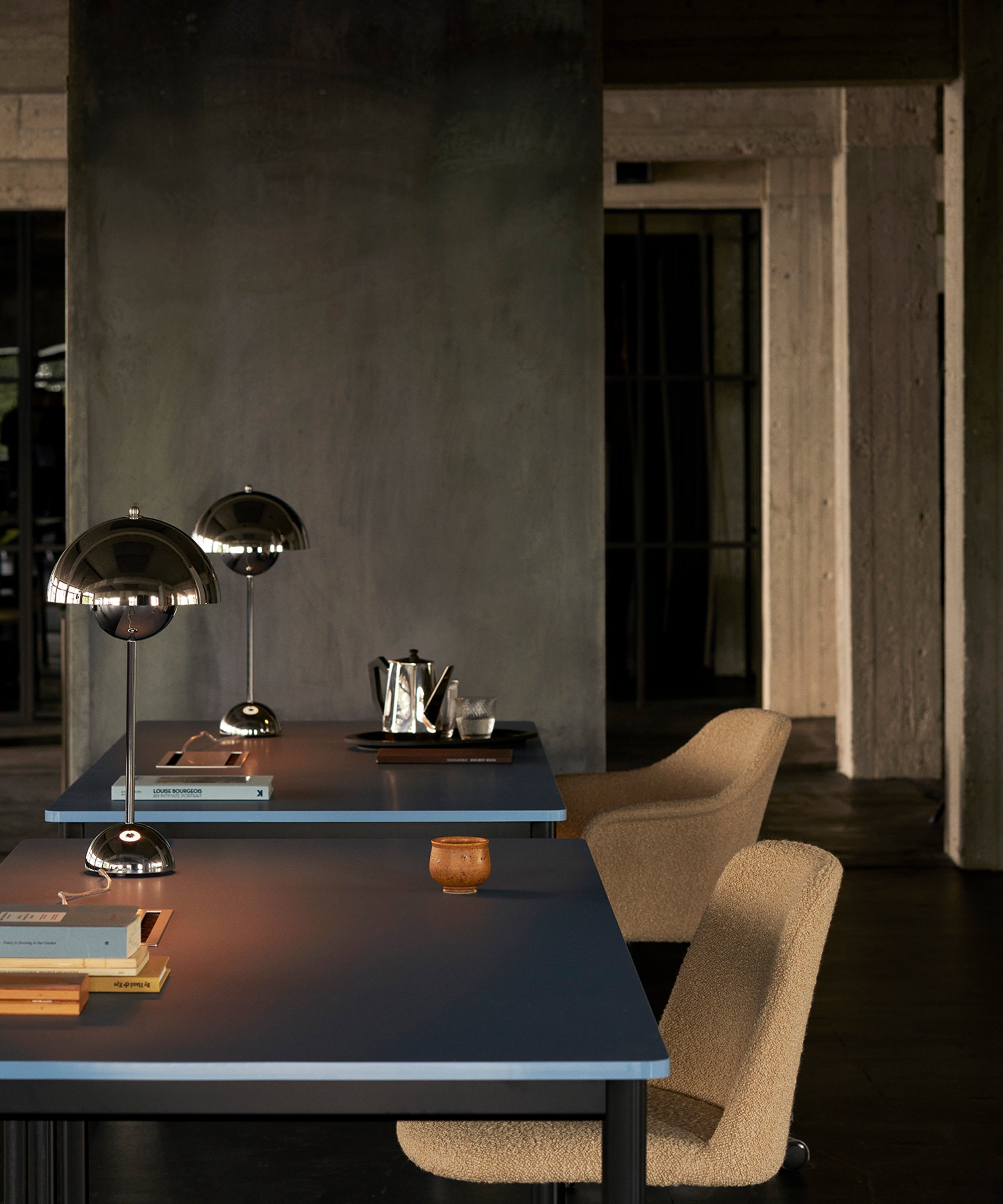 Flowerpot Table Lamp VP3