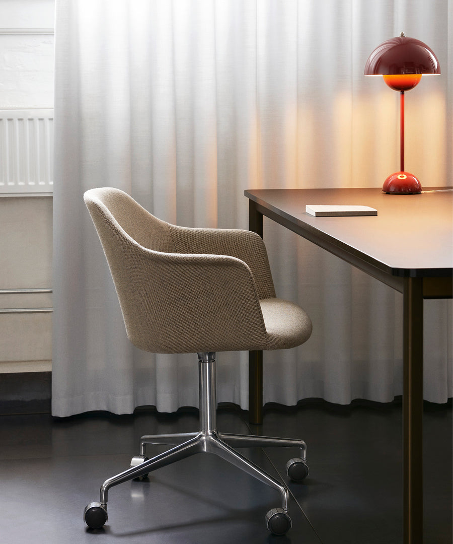 Flowerpot Table Lamp VP3