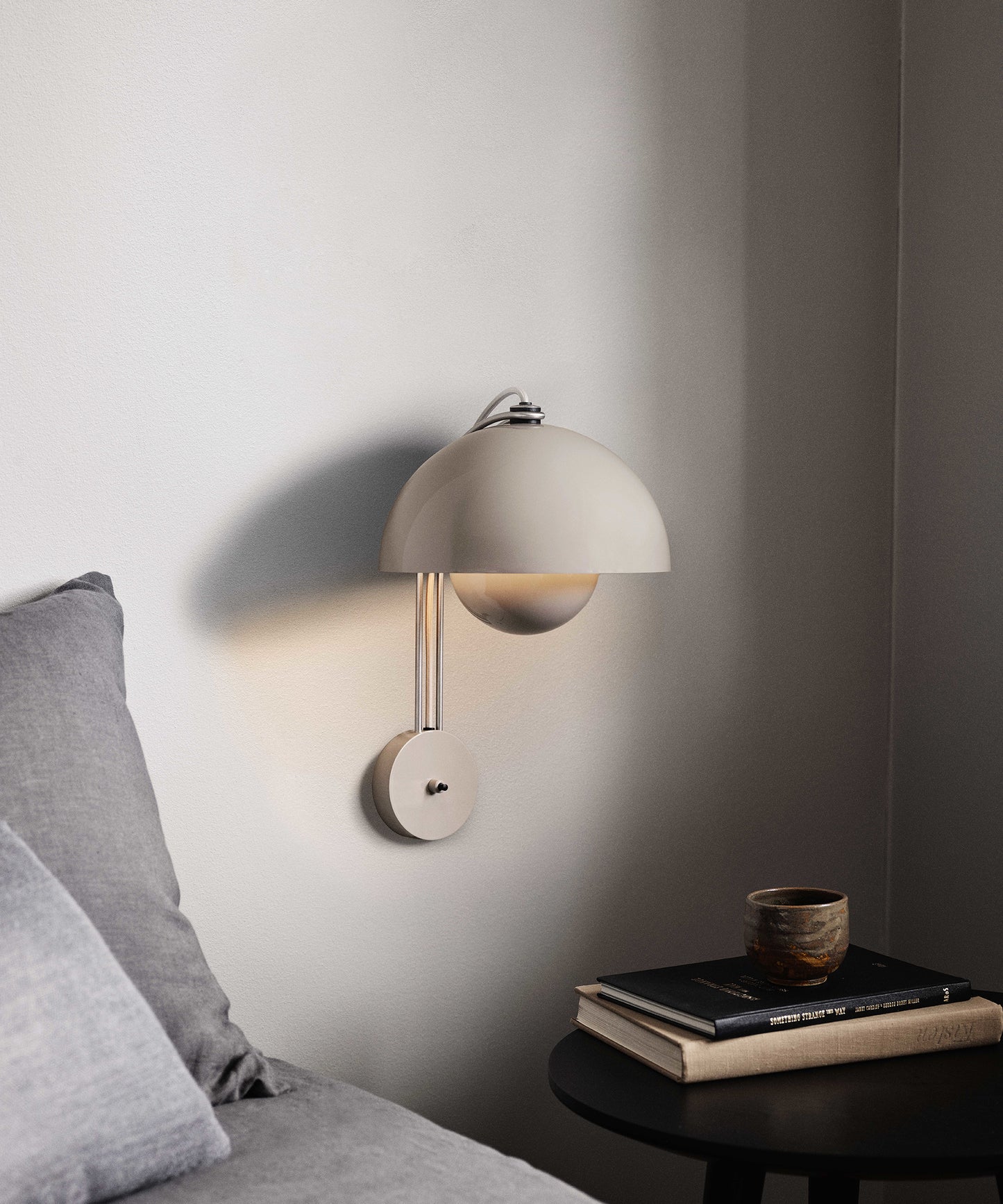 Flowerpot Wall Lamp VP8