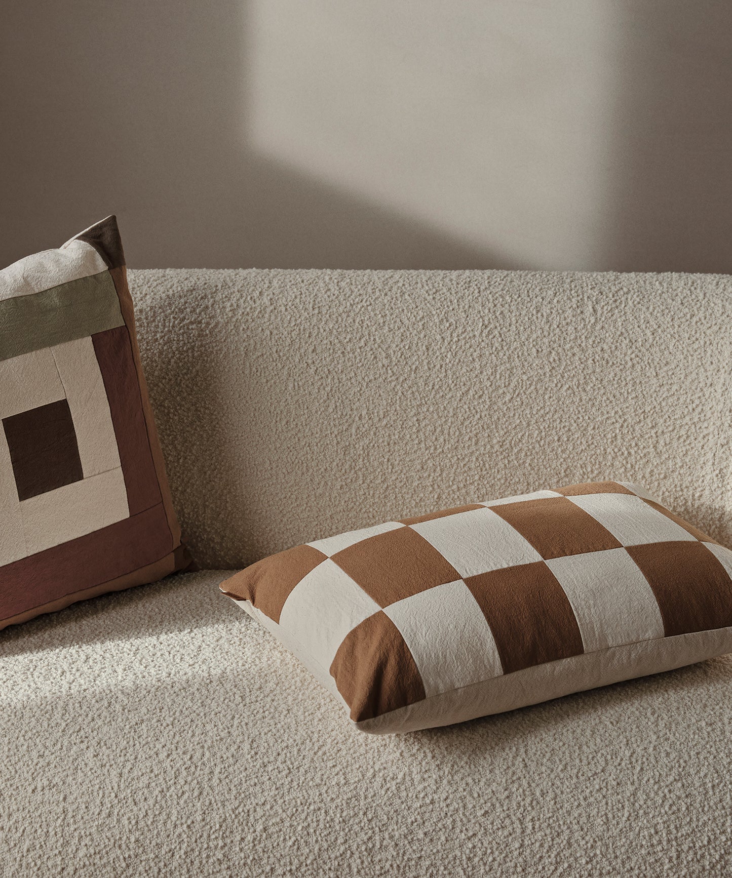 fold-patchwork-cushion-05