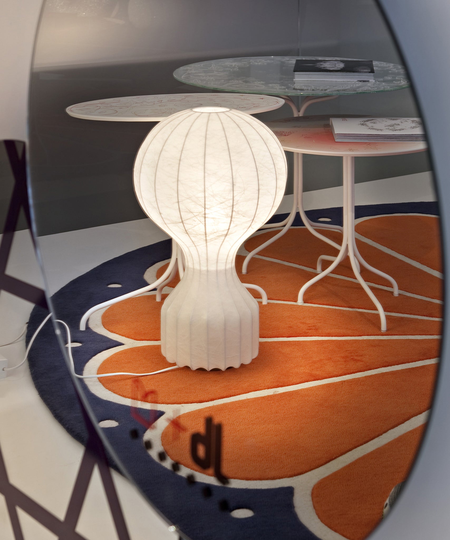 Gatto Table Lamp